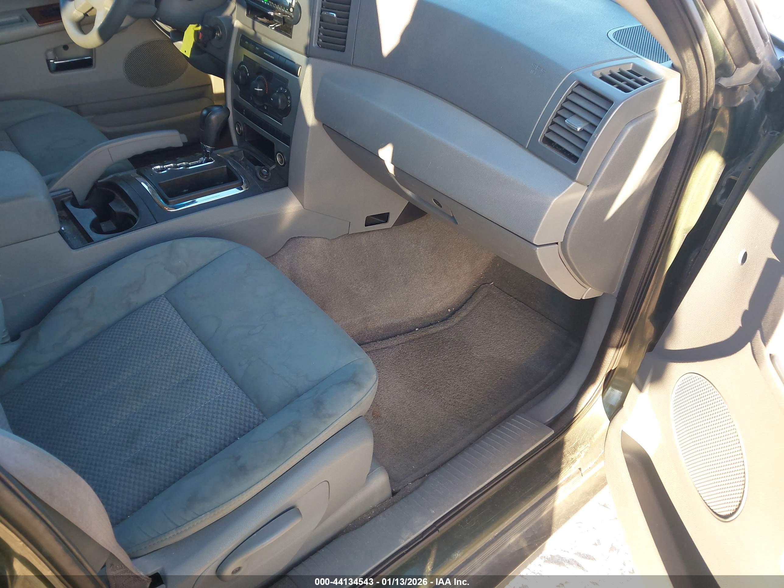 JEEP GRAND image 5