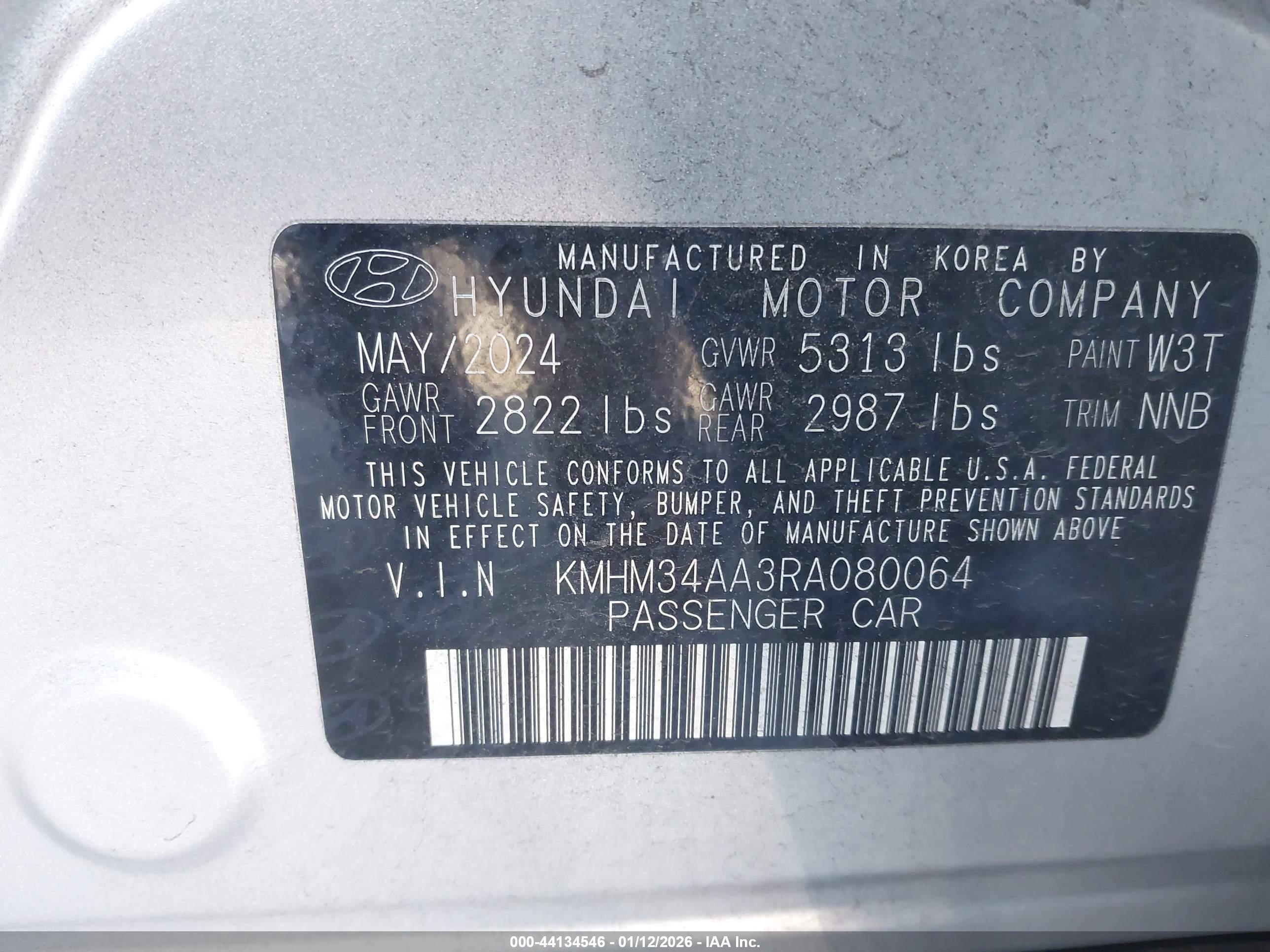 HYUNDAI IONIQ image 9