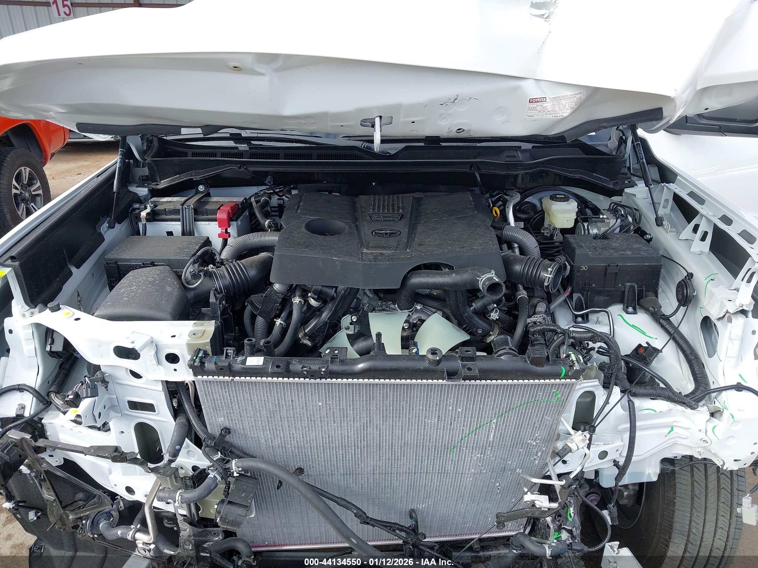 TOYOTA TUNDRA image 10