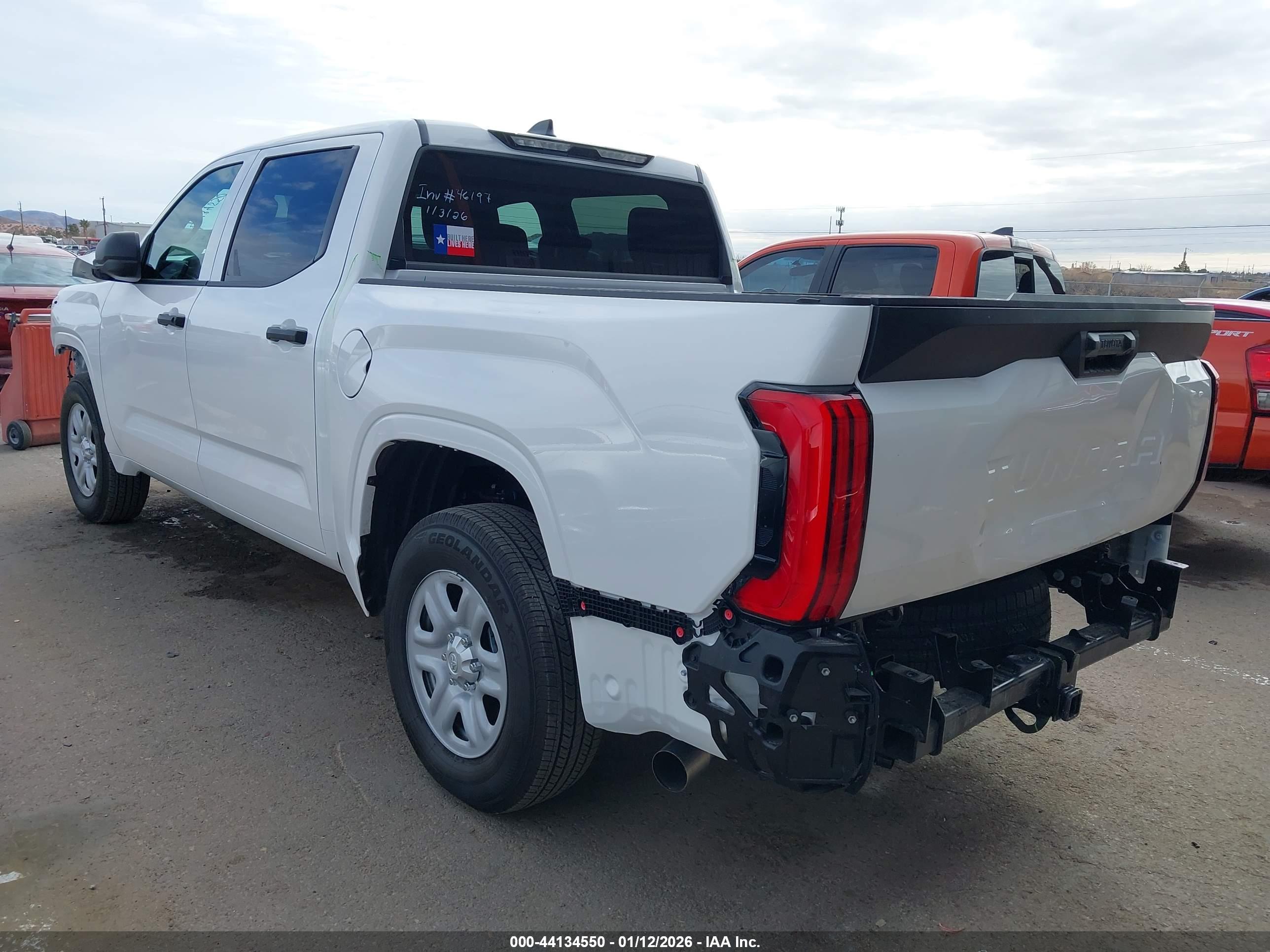 TOYOTA TUNDRA image 3