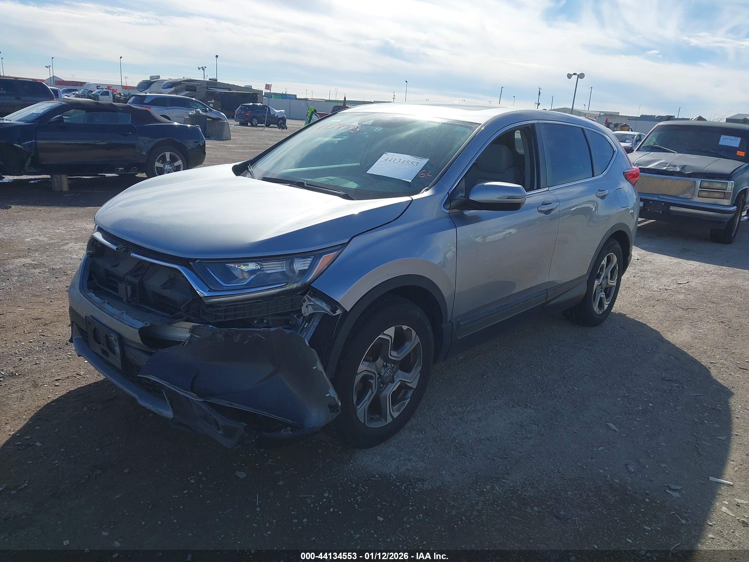HONDA CR-V image 2