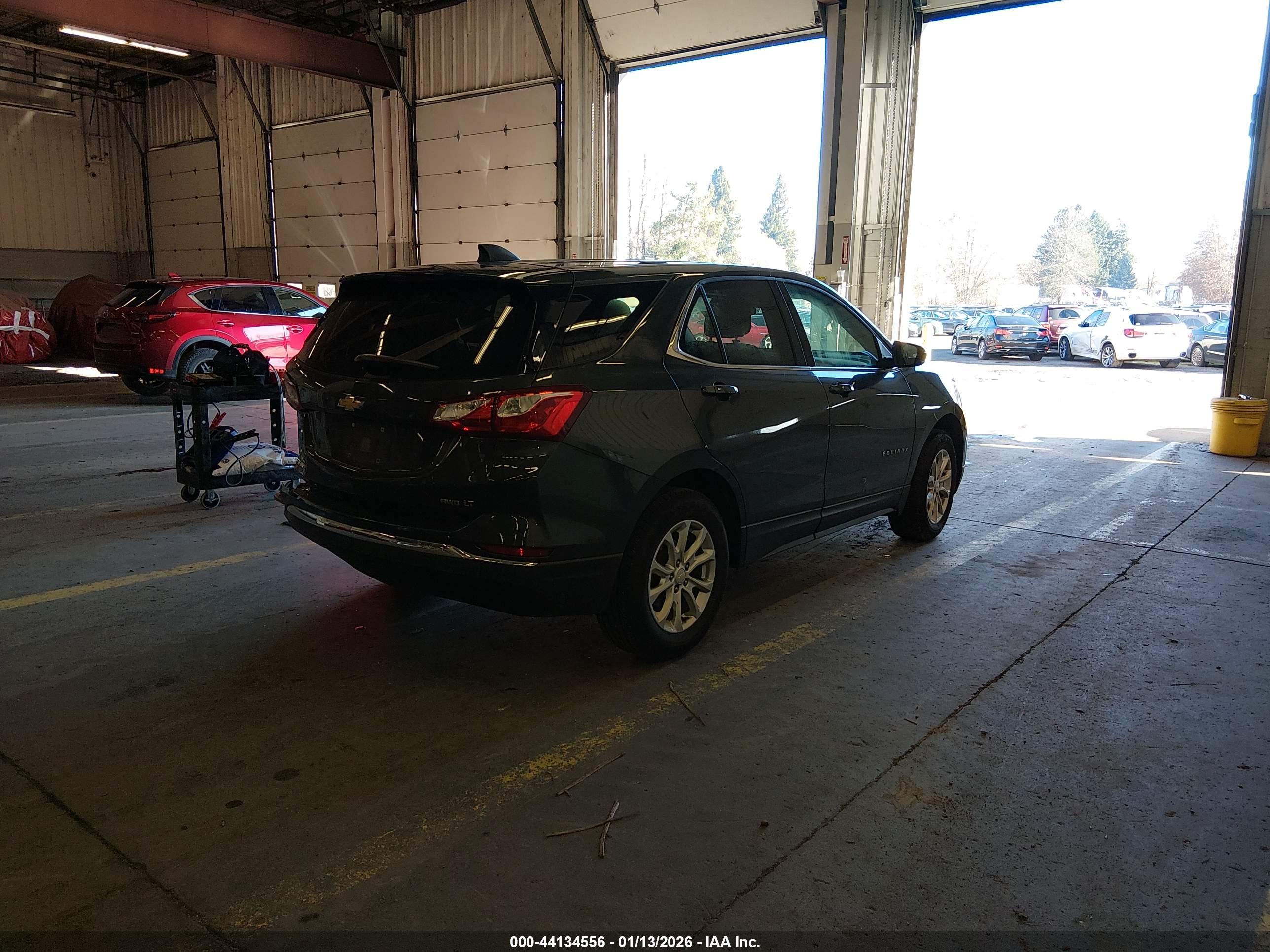 CHEVROLET EQUINOX image 4