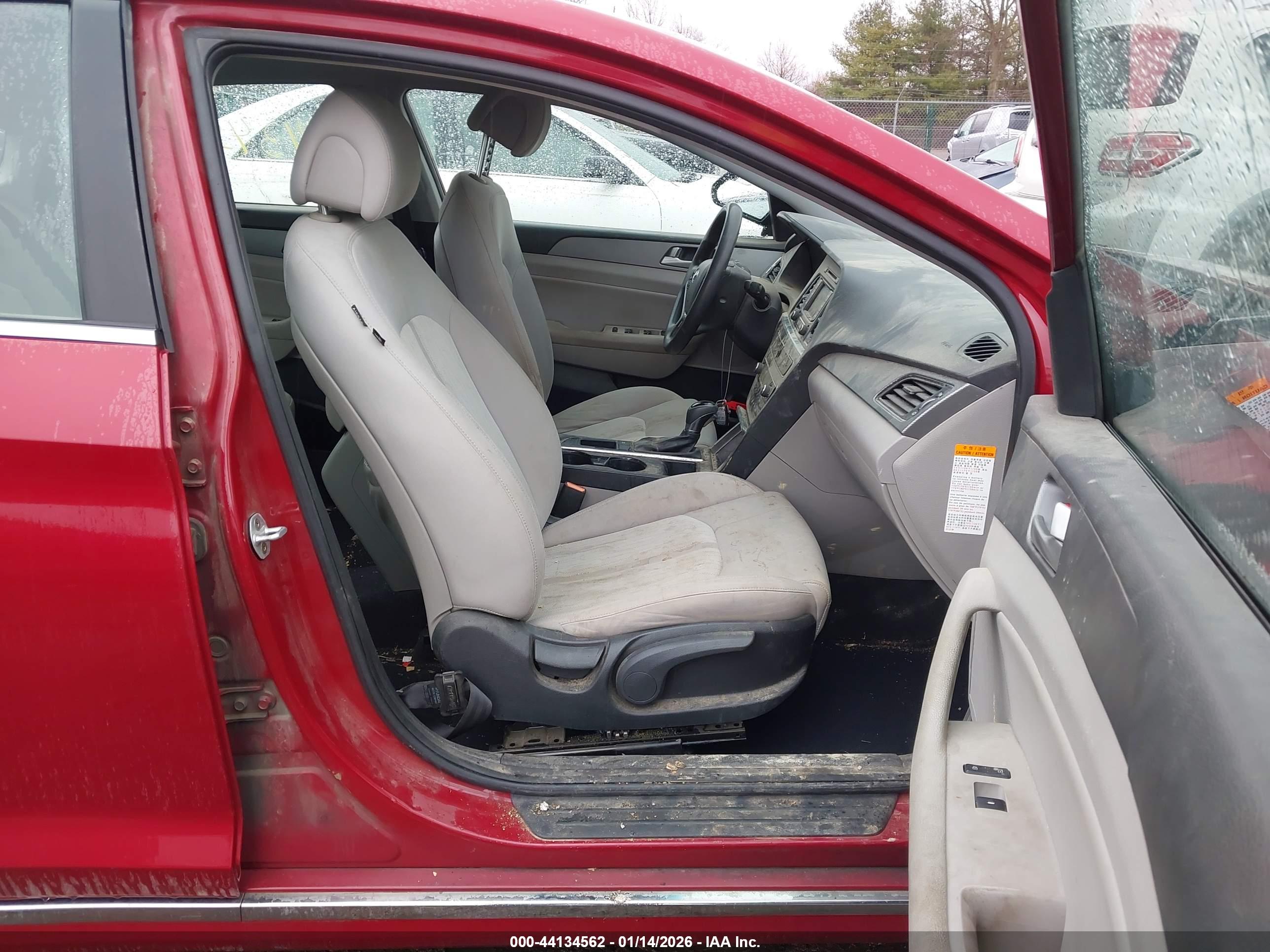 HYUNDAI SONATA image 5