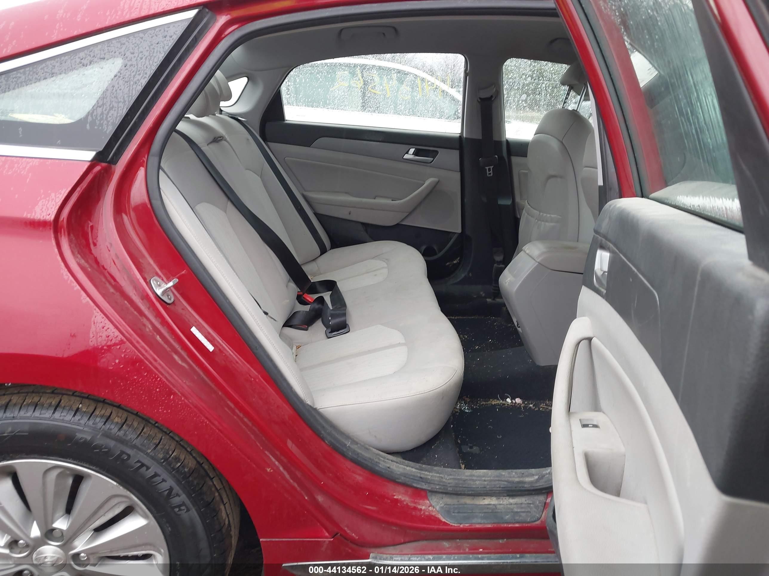 HYUNDAI SONATA image 8