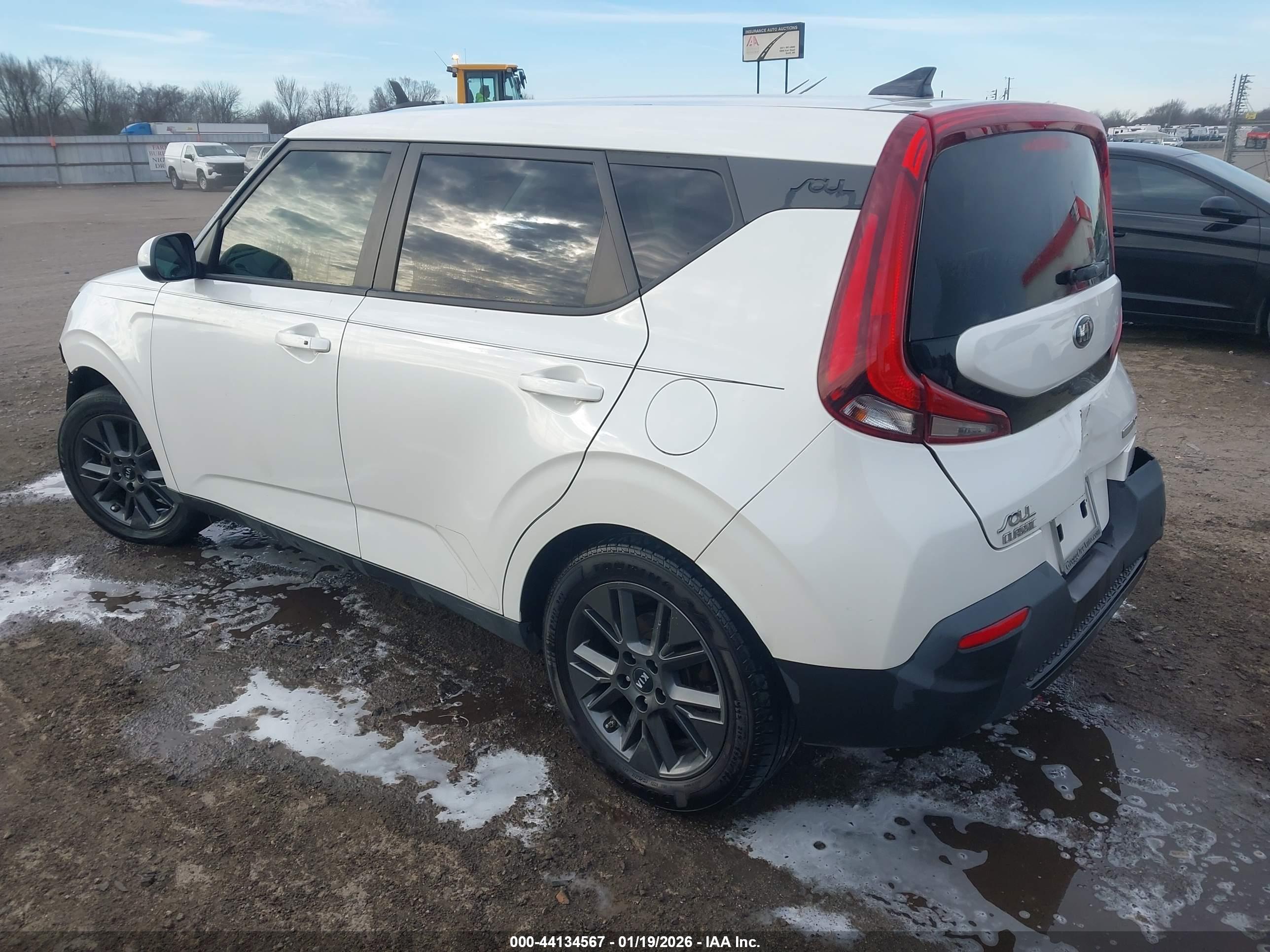 KIA SOUL image 3