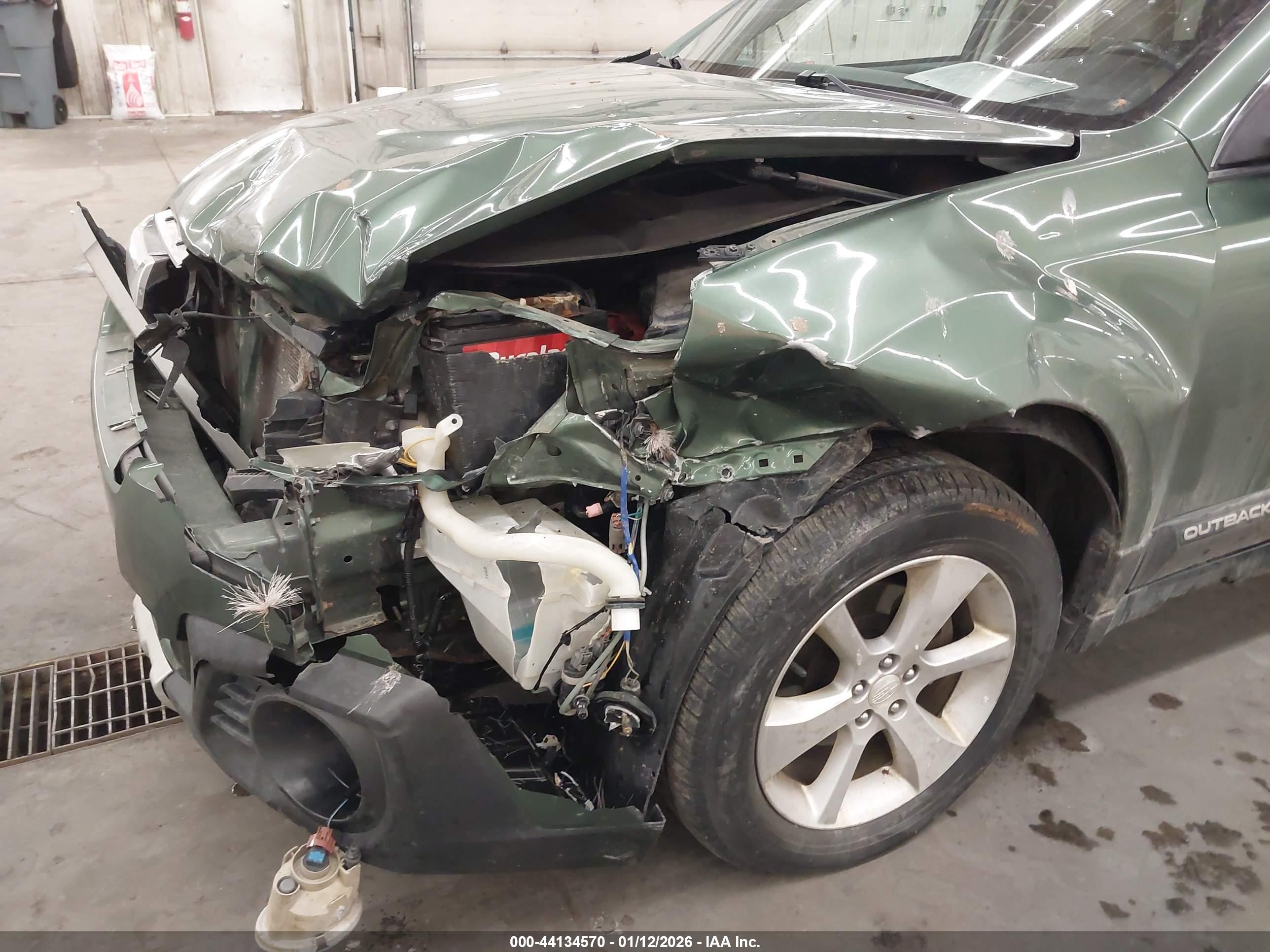 SUBARU OUTBACK image 6