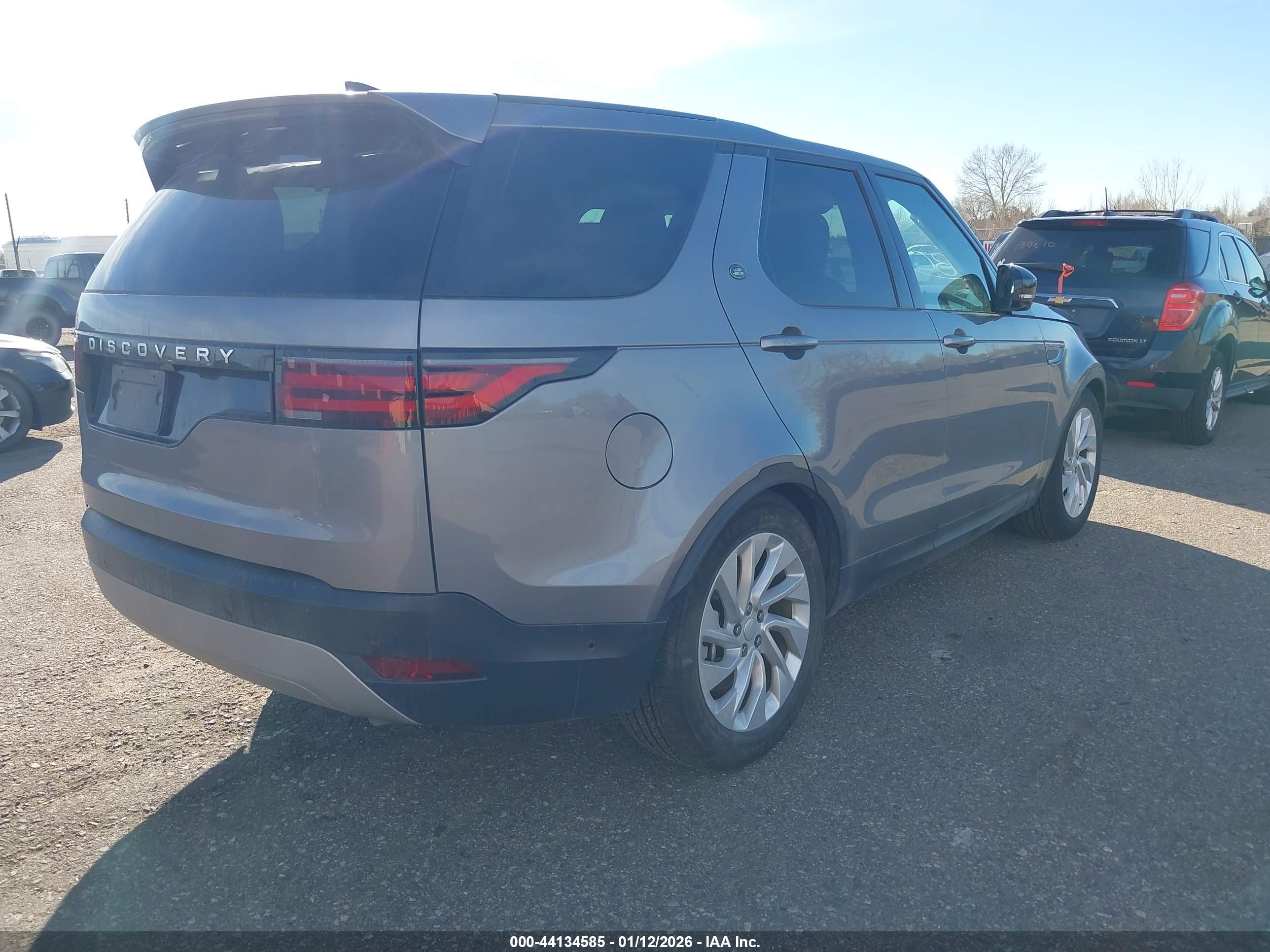 LAND ROVER image 4