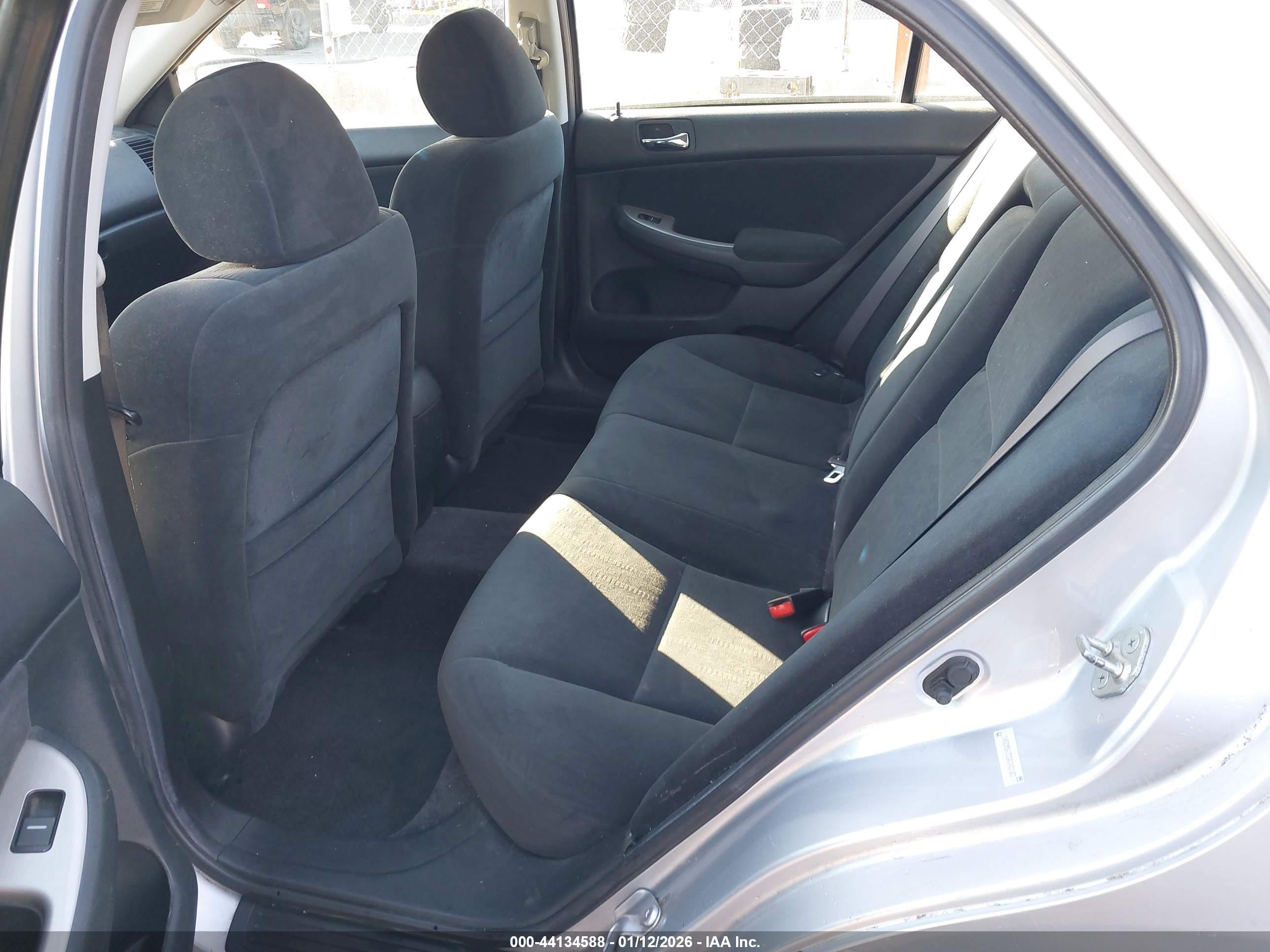 HONDA ACCORD image 8