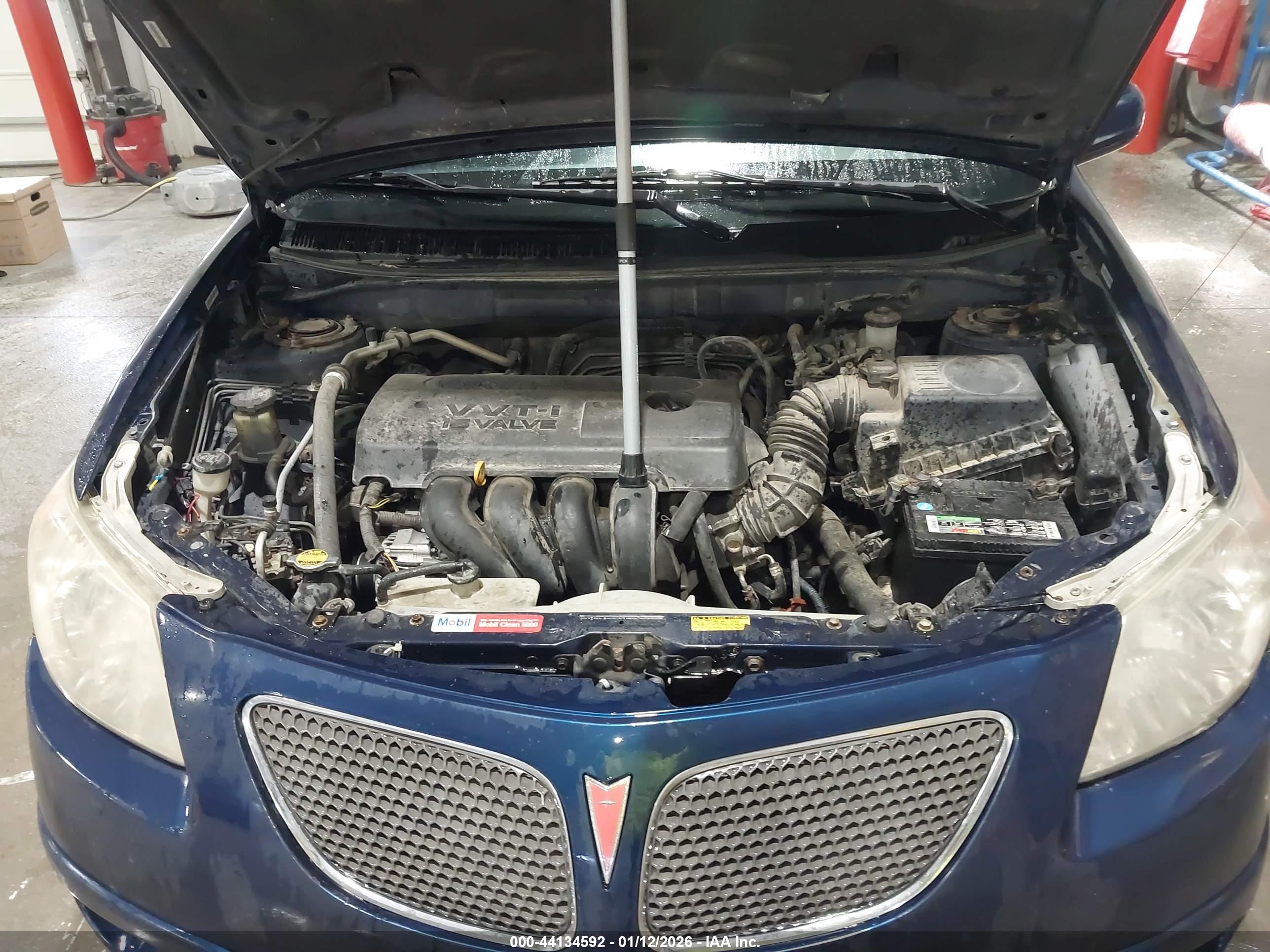 PONTIAC VIBE image 10