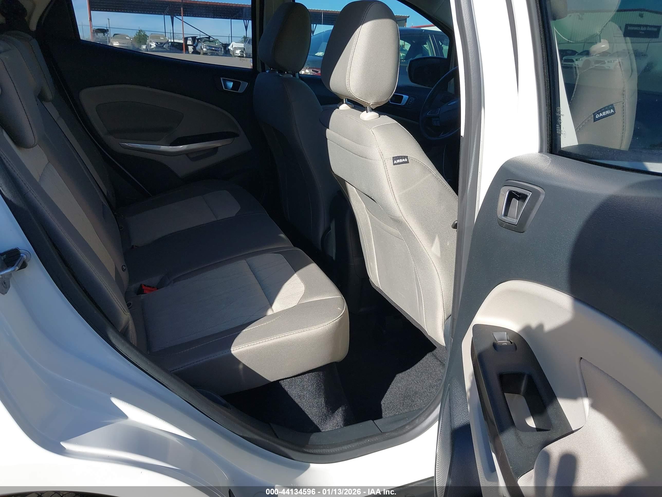 FORD ECOSPORT image 8