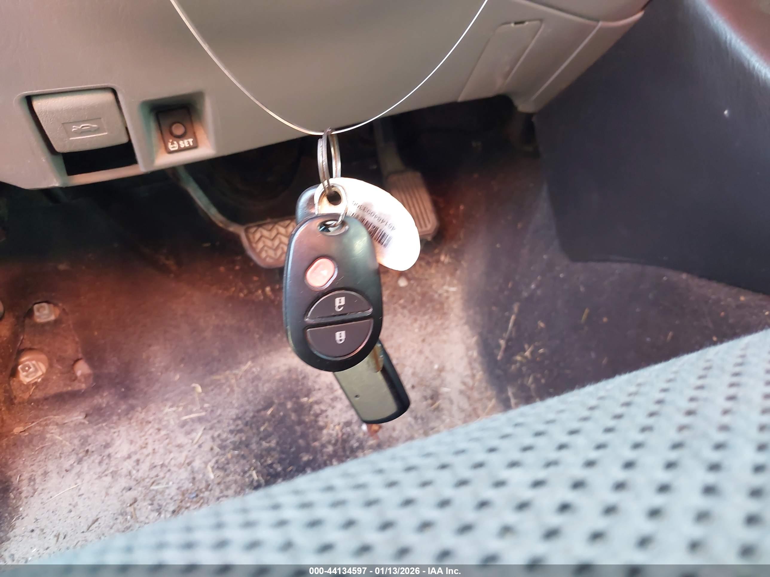 TOYOTA TACOMA image 11