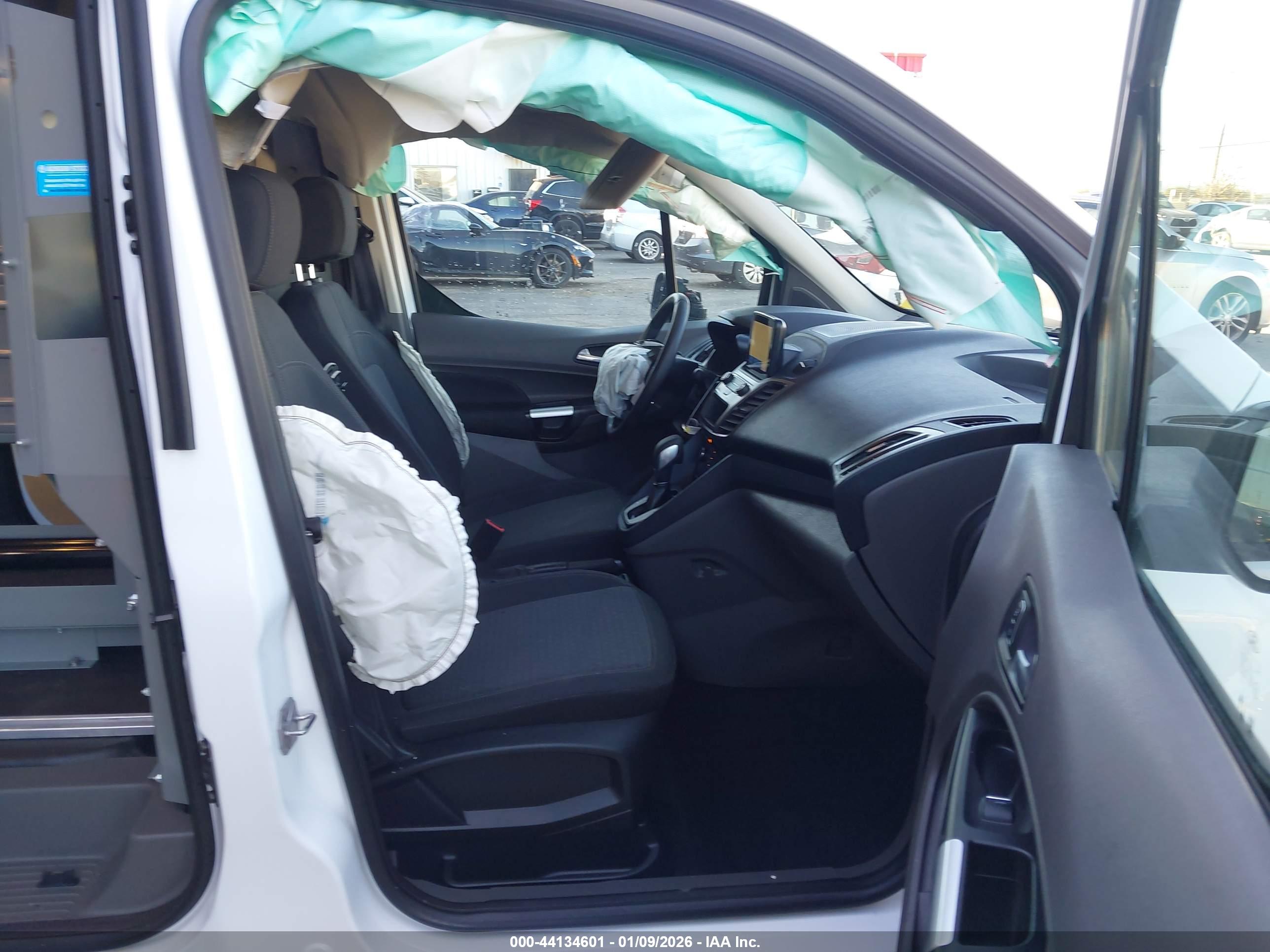 FORD TRANSIT image 5