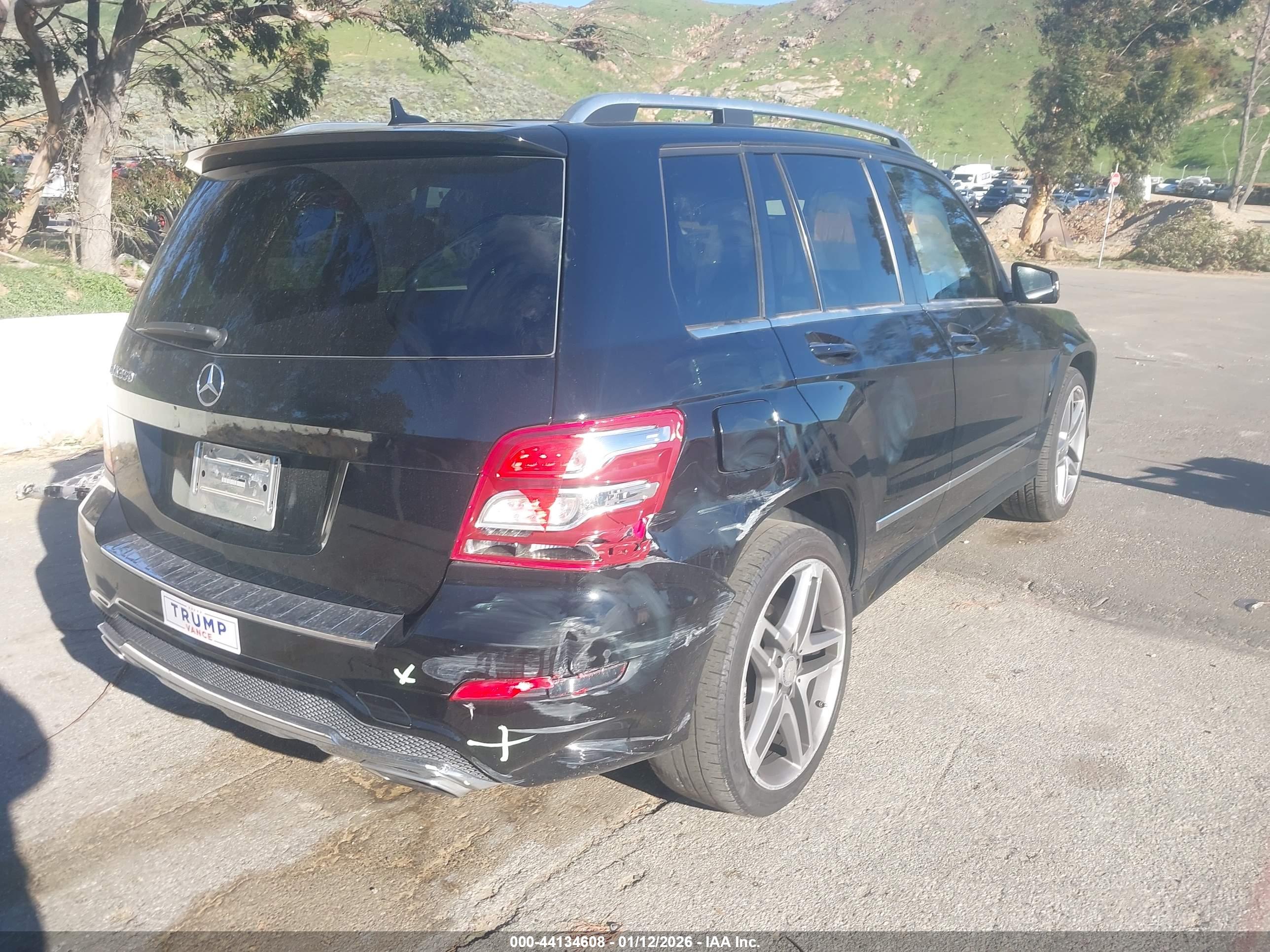MERCEDES-BENZ GLK image 4