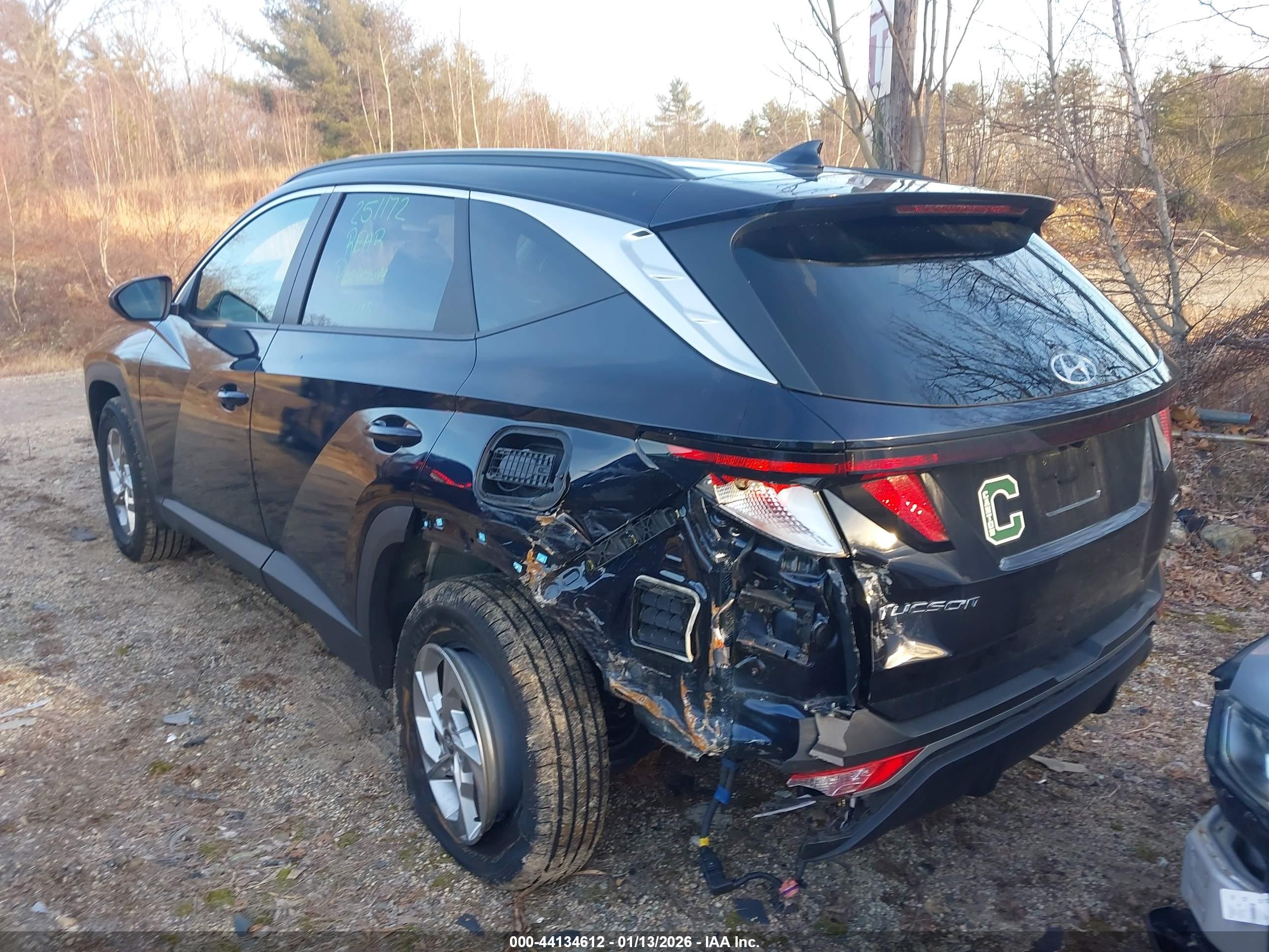 HYUNDAI TUCSON image 3