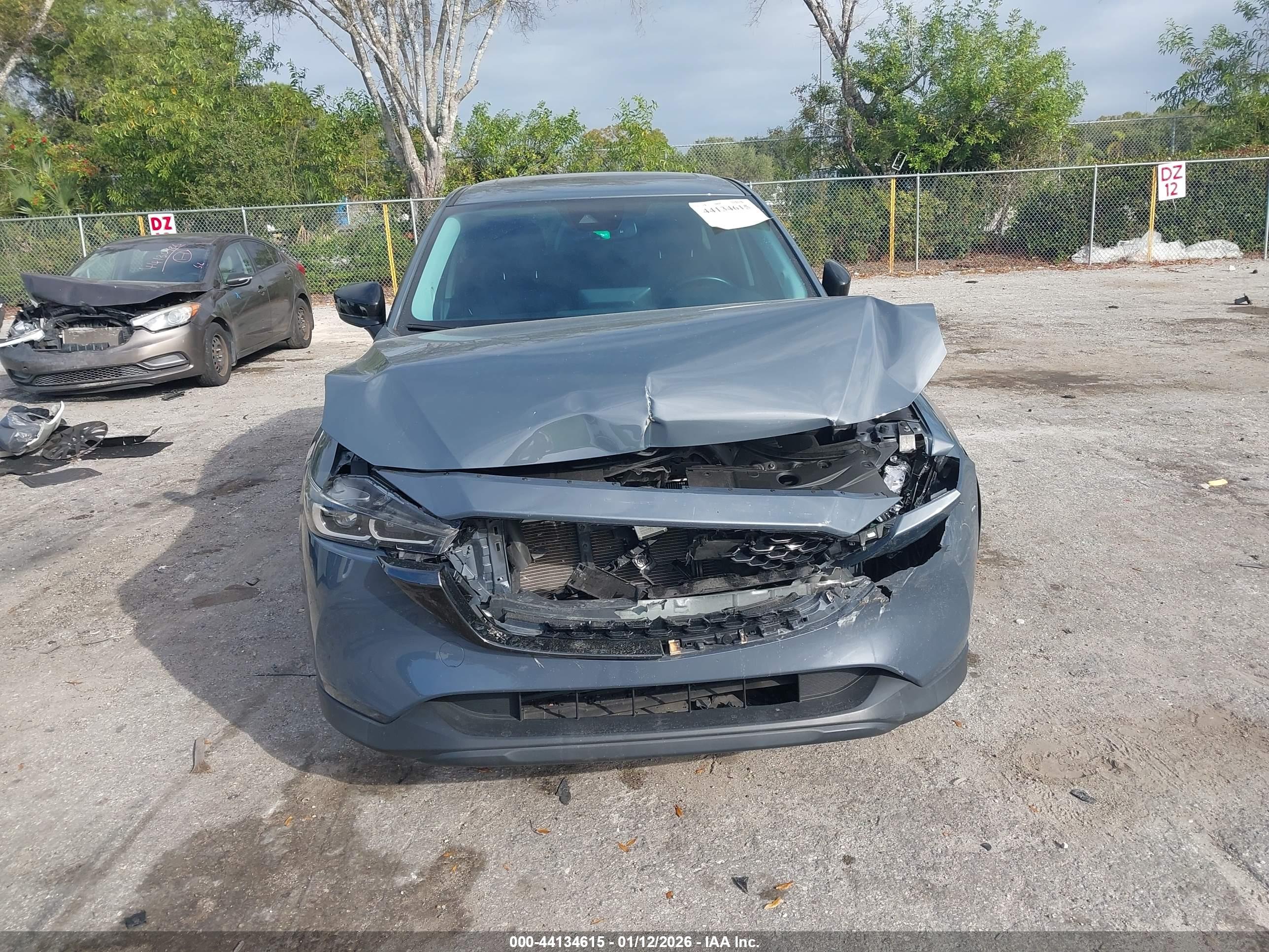 MAZDA CX-5 image 6