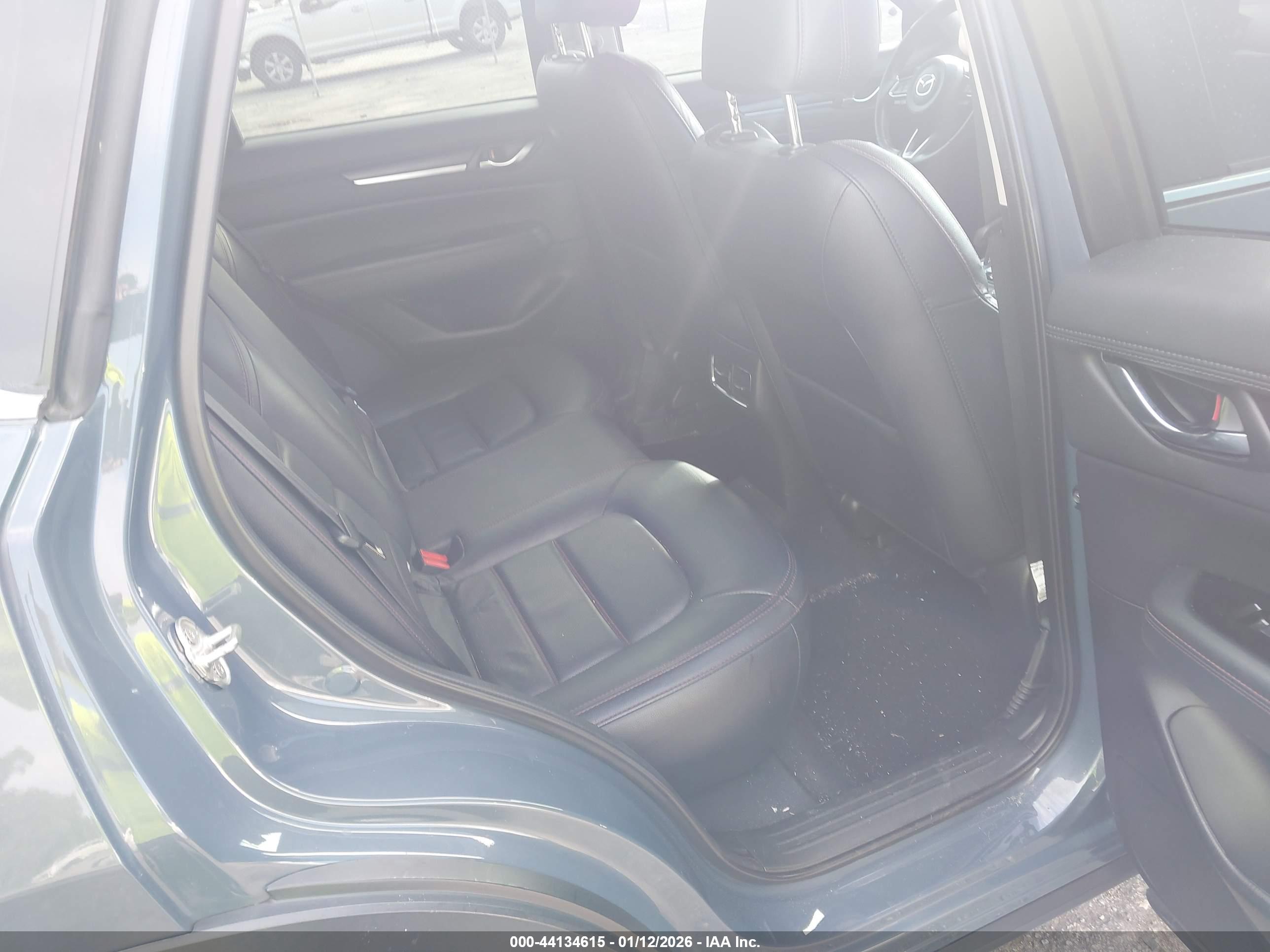 MAZDA CX-5 image 8