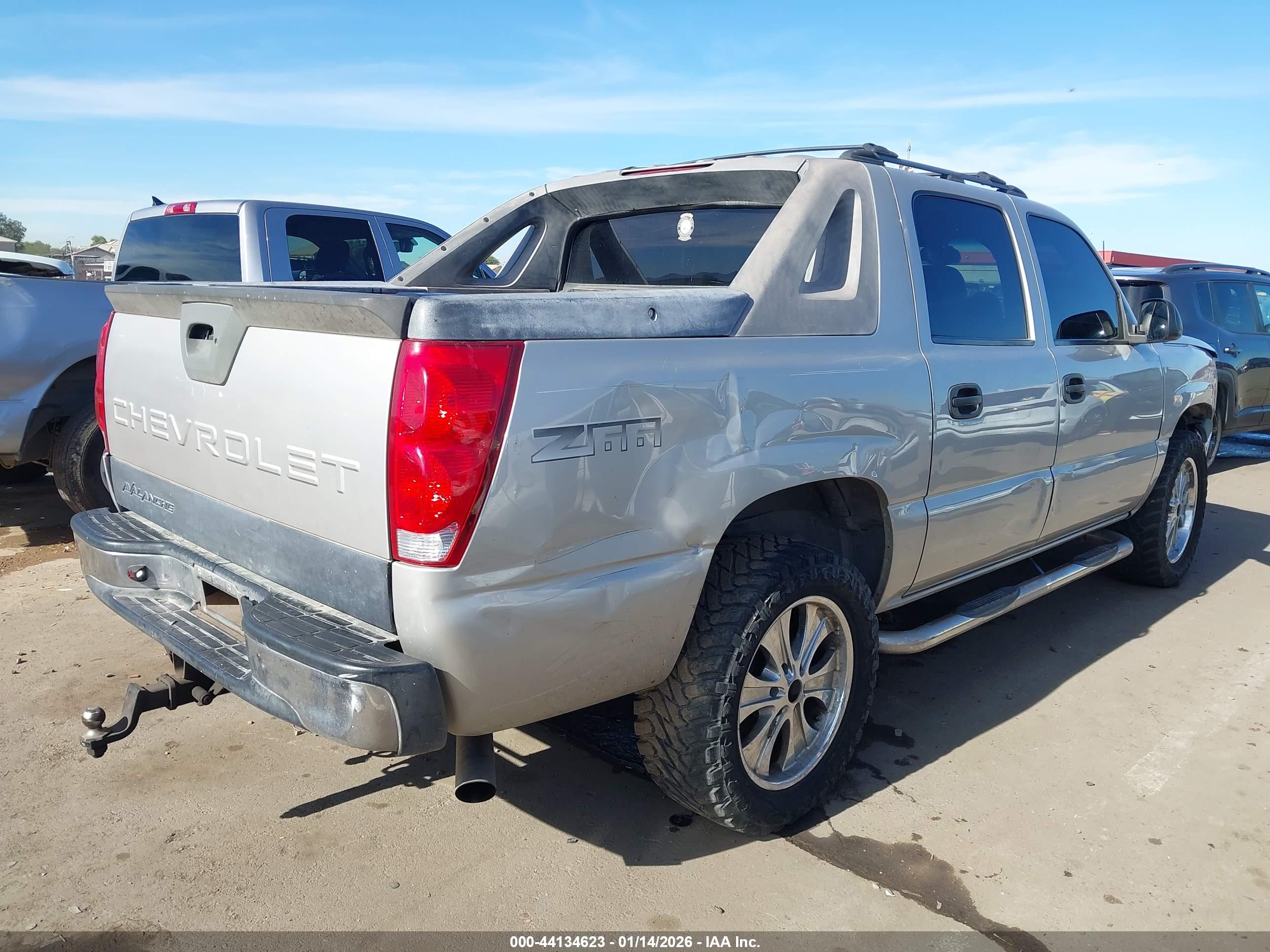 CHEVROLET AVALANCHE image 4