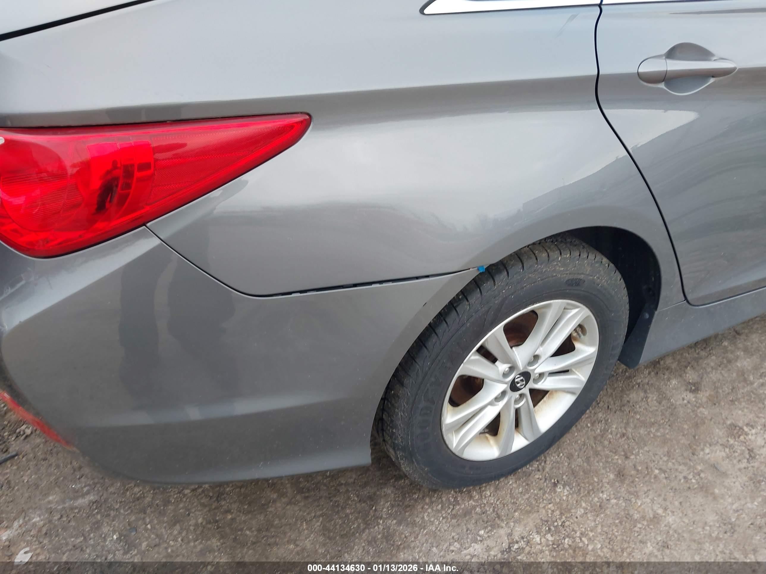 HYUNDAI SONATA image 6