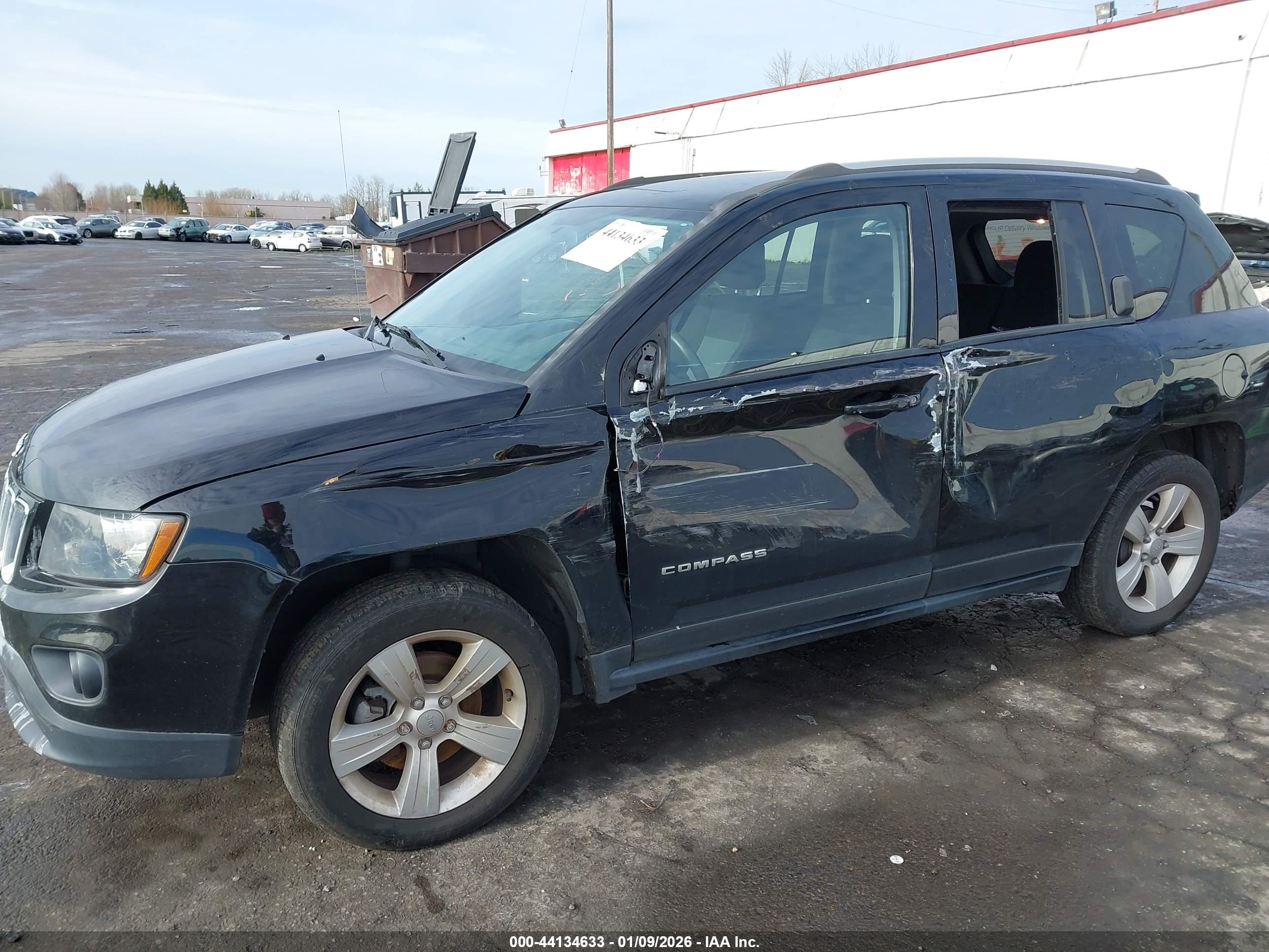 JEEP COMPASS image 6