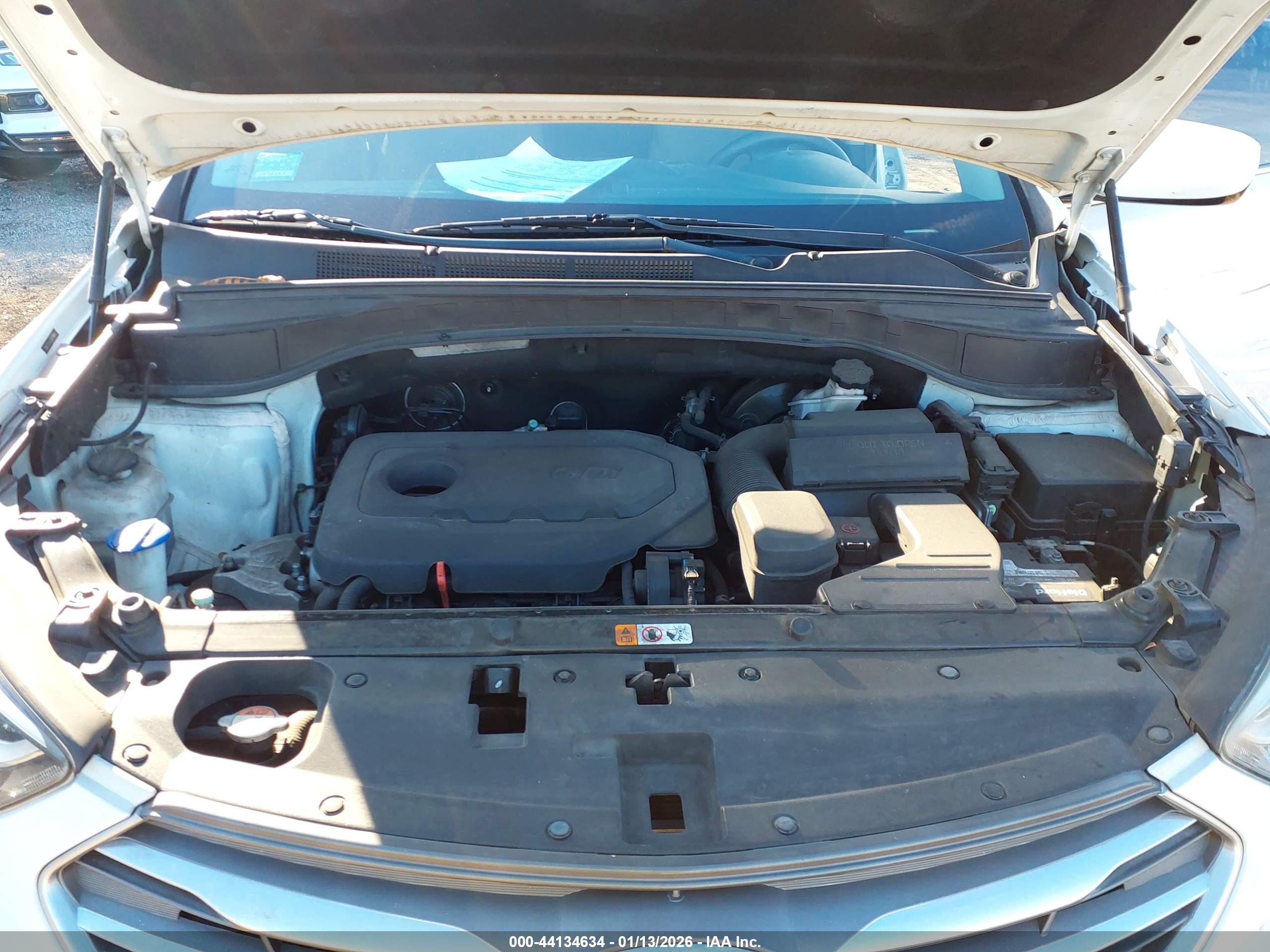 HYUNDAI SANTA image 10