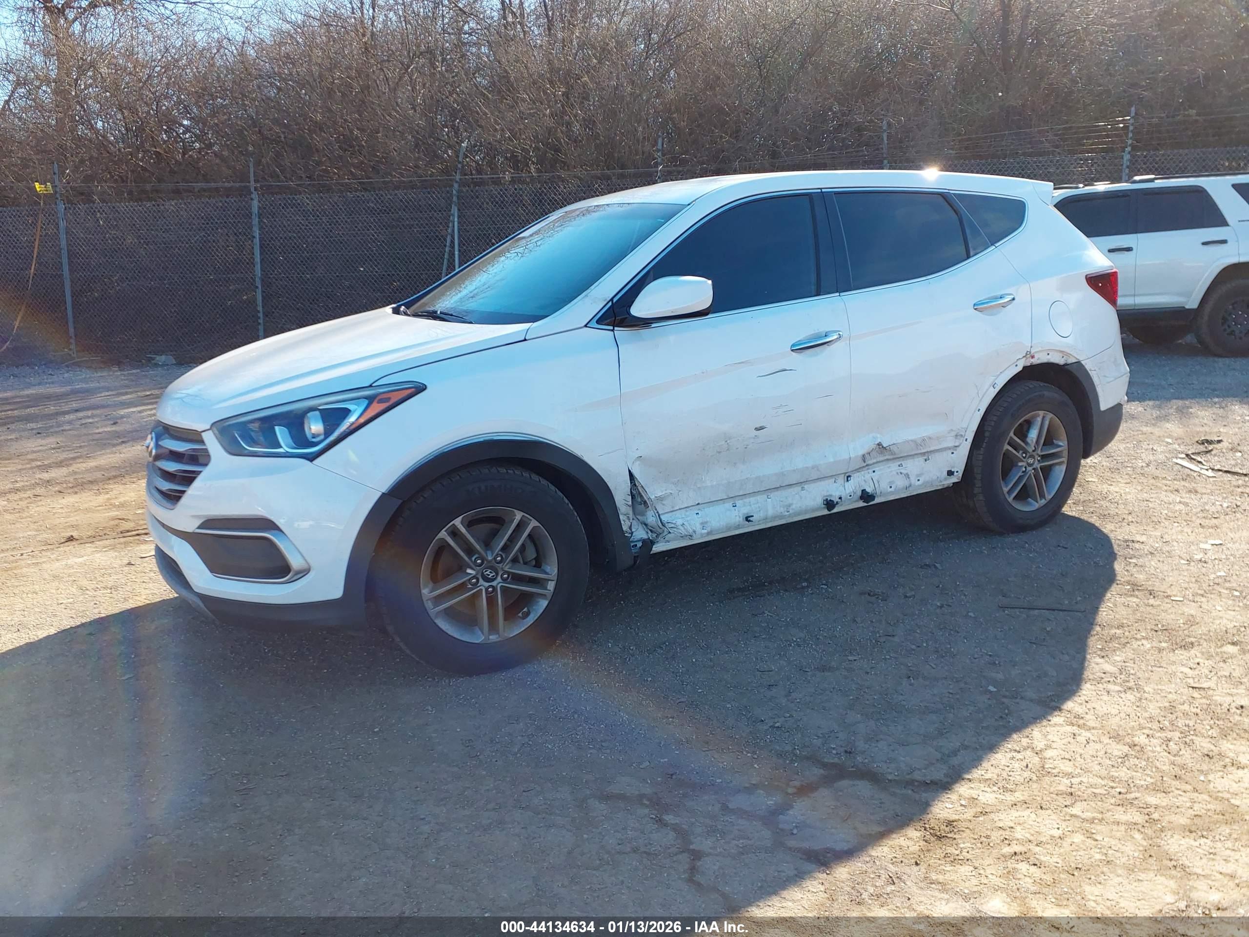 HYUNDAI SANTA image 2