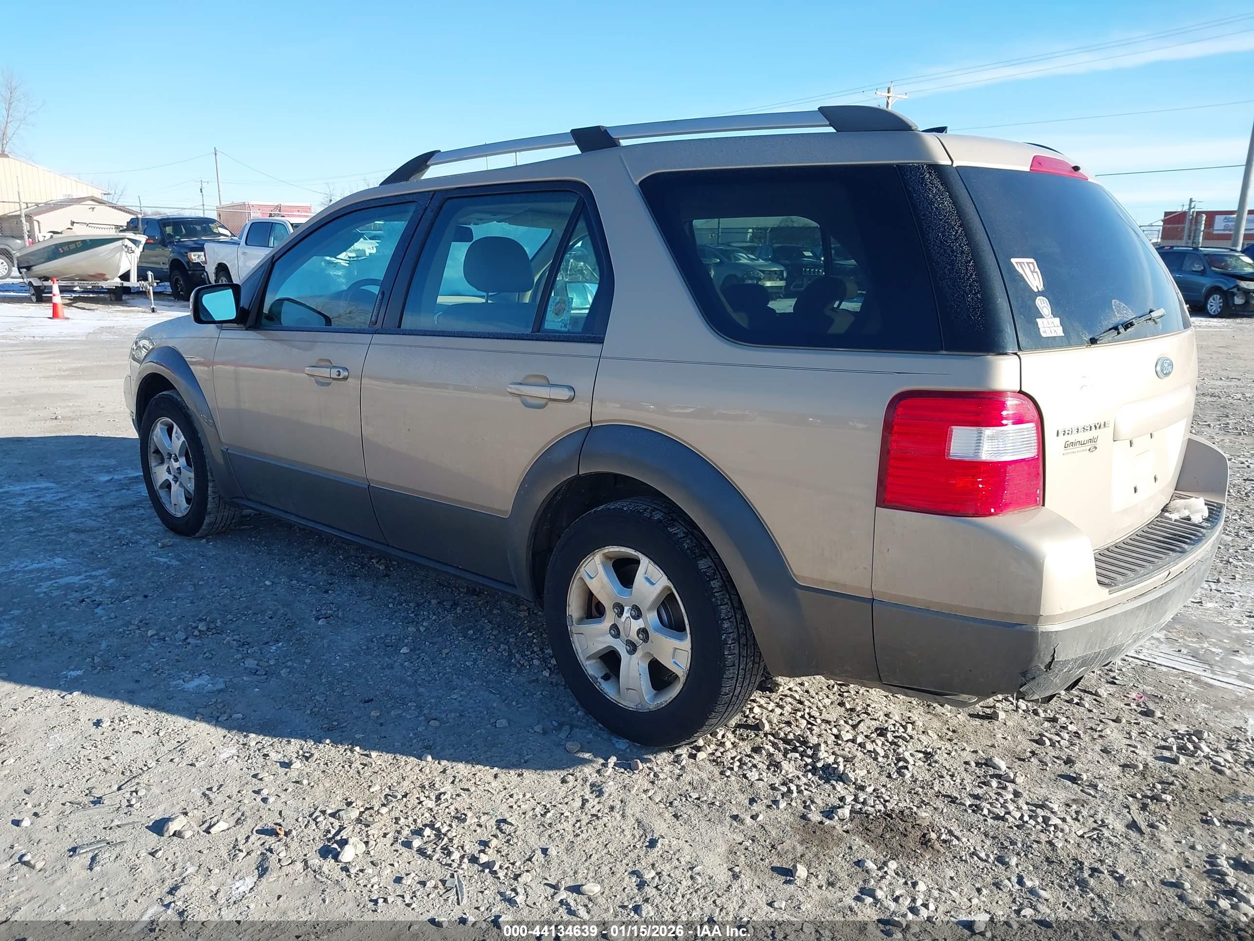 FORD FREESTYLE image 3