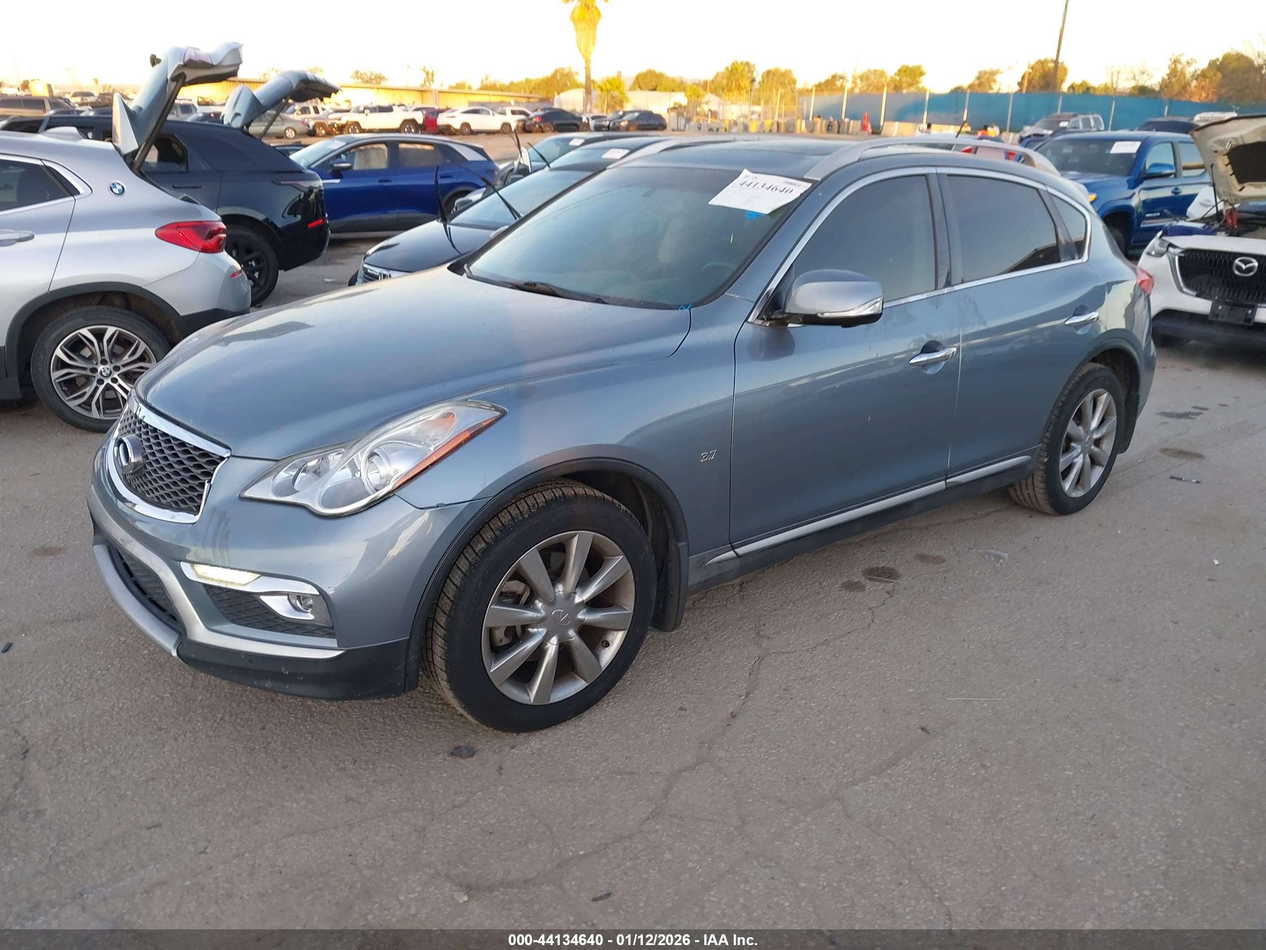 INFINITI QX50 image 2