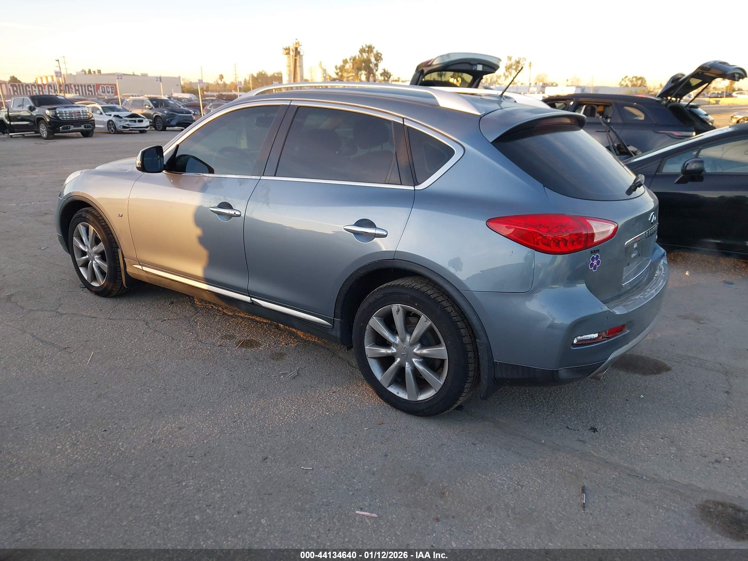 INFINITI QX50 image 3