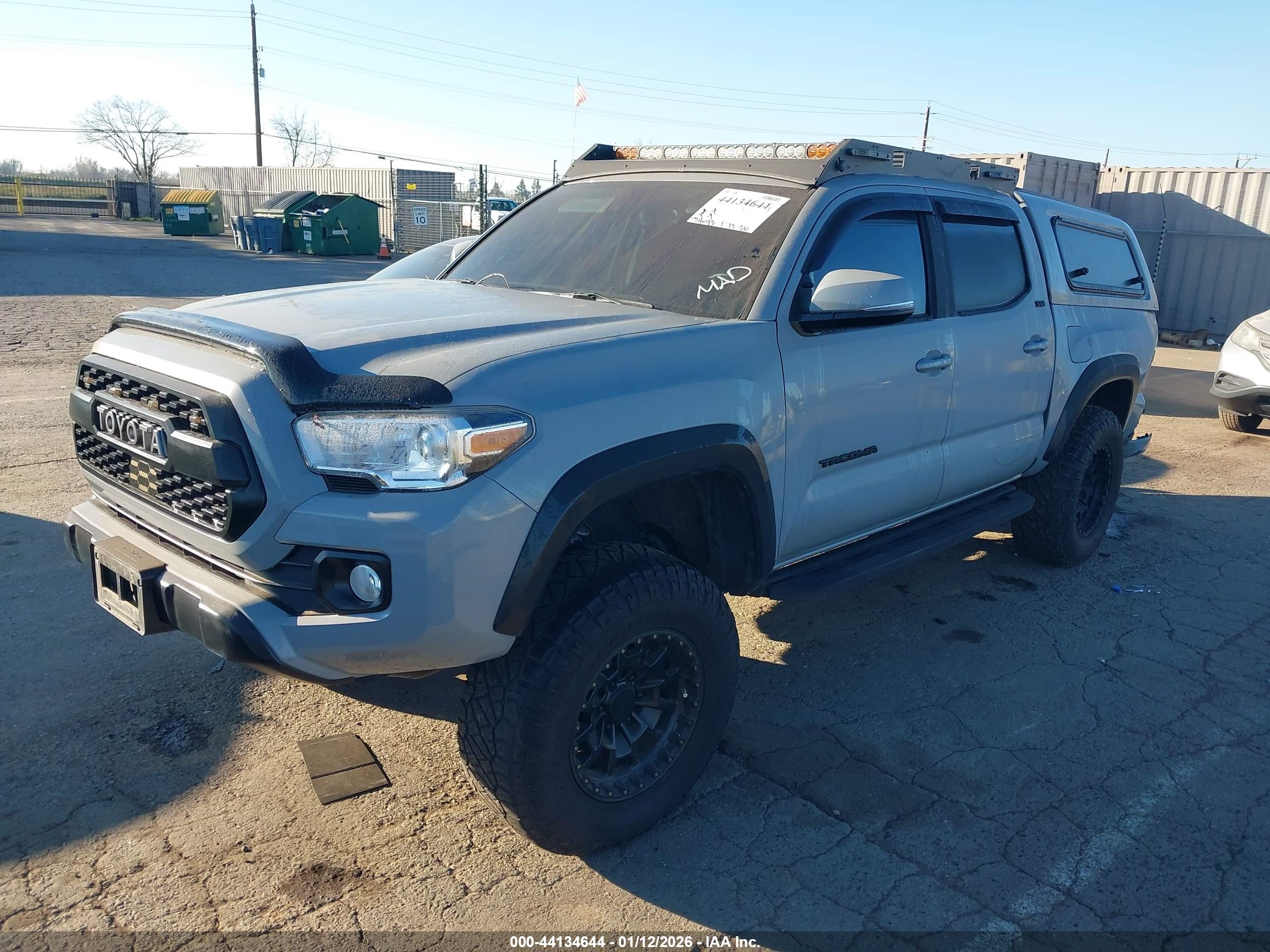TOYOTA TACOMA image 2