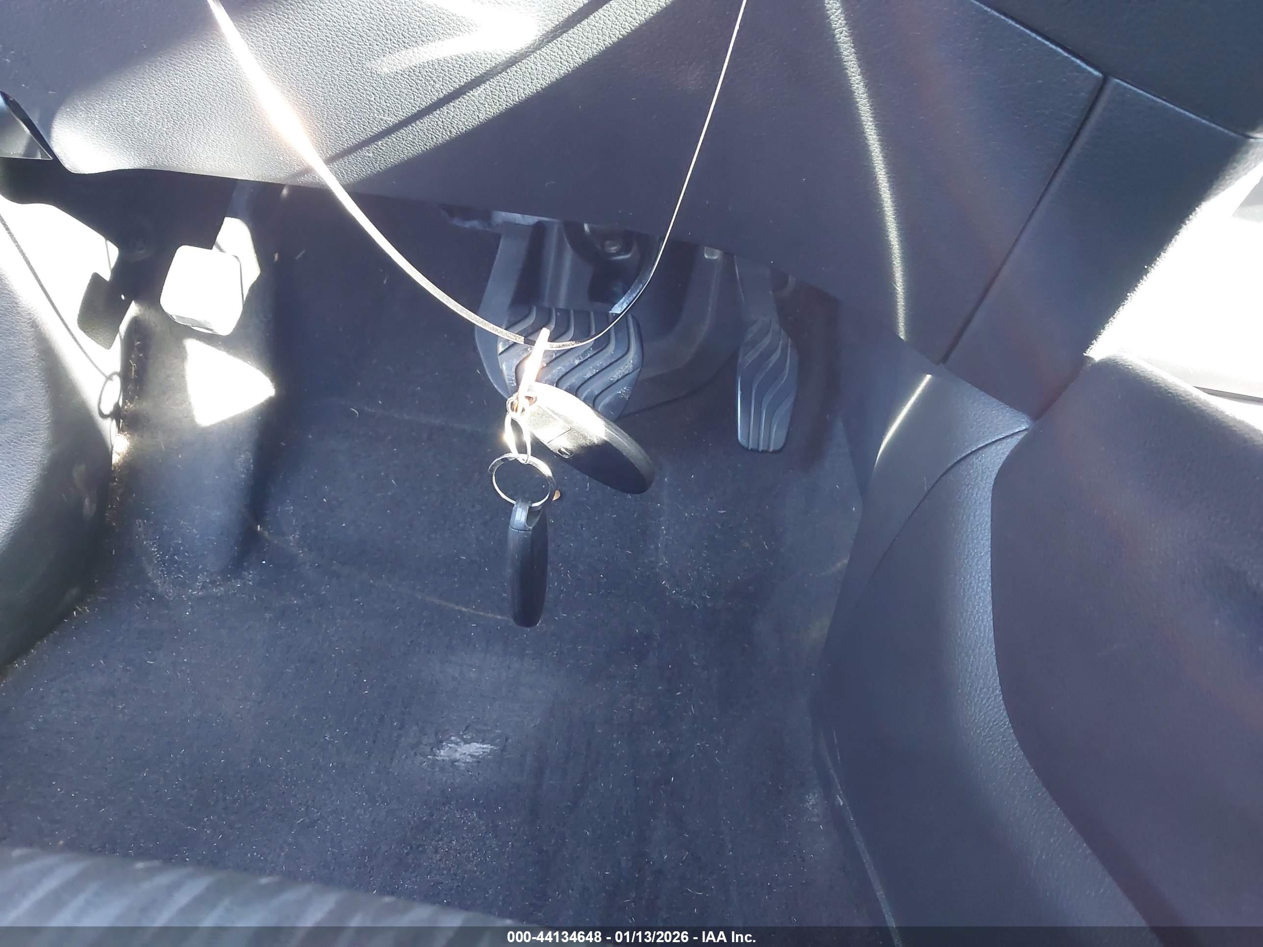 NISSAN ROGUE image 11
