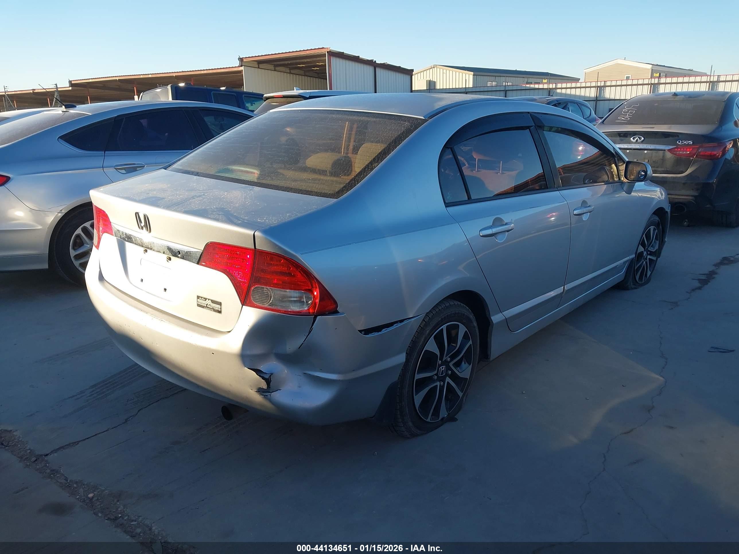 HONDA CIVIC image 4