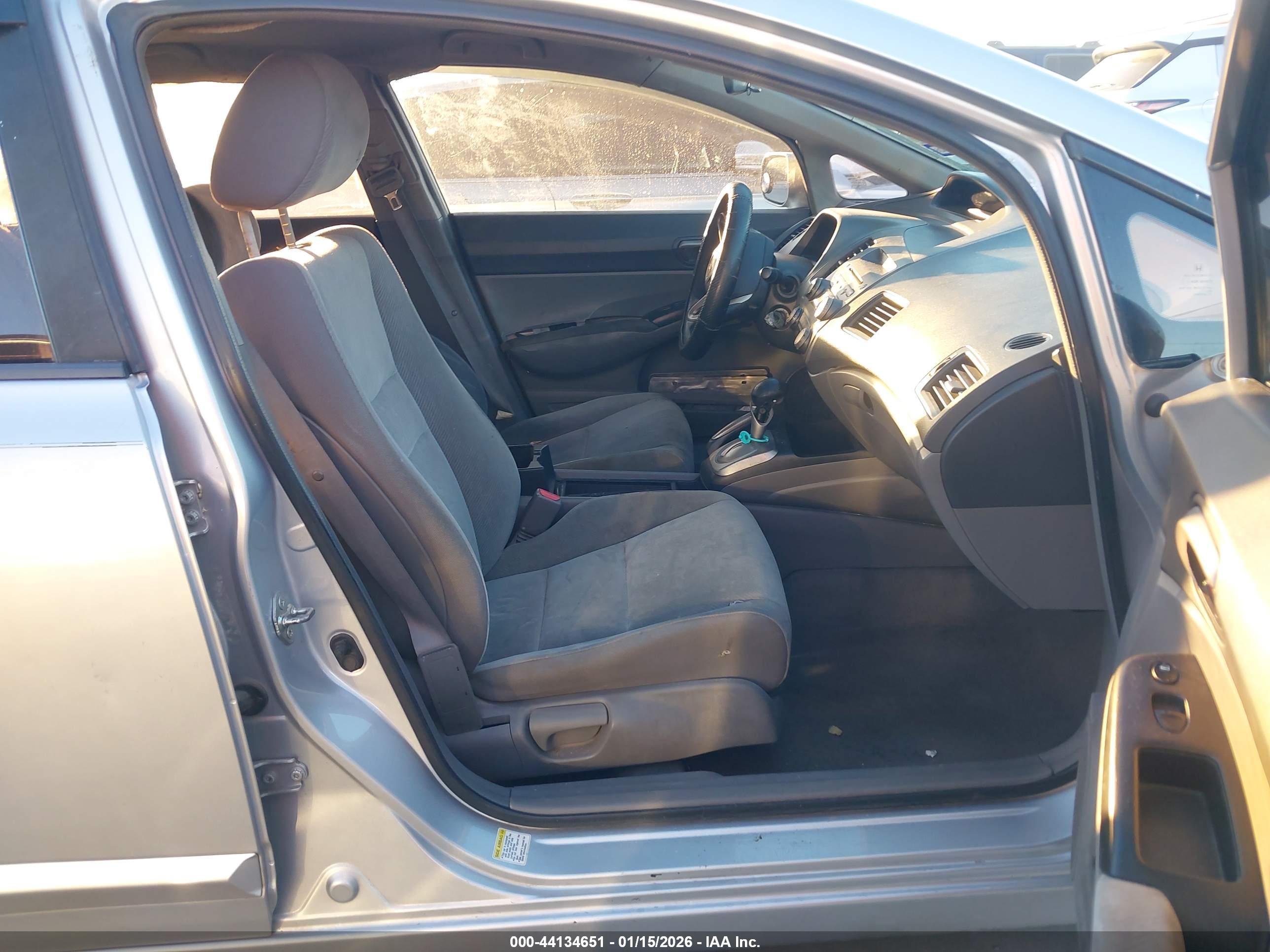 HONDA CIVIC image 5