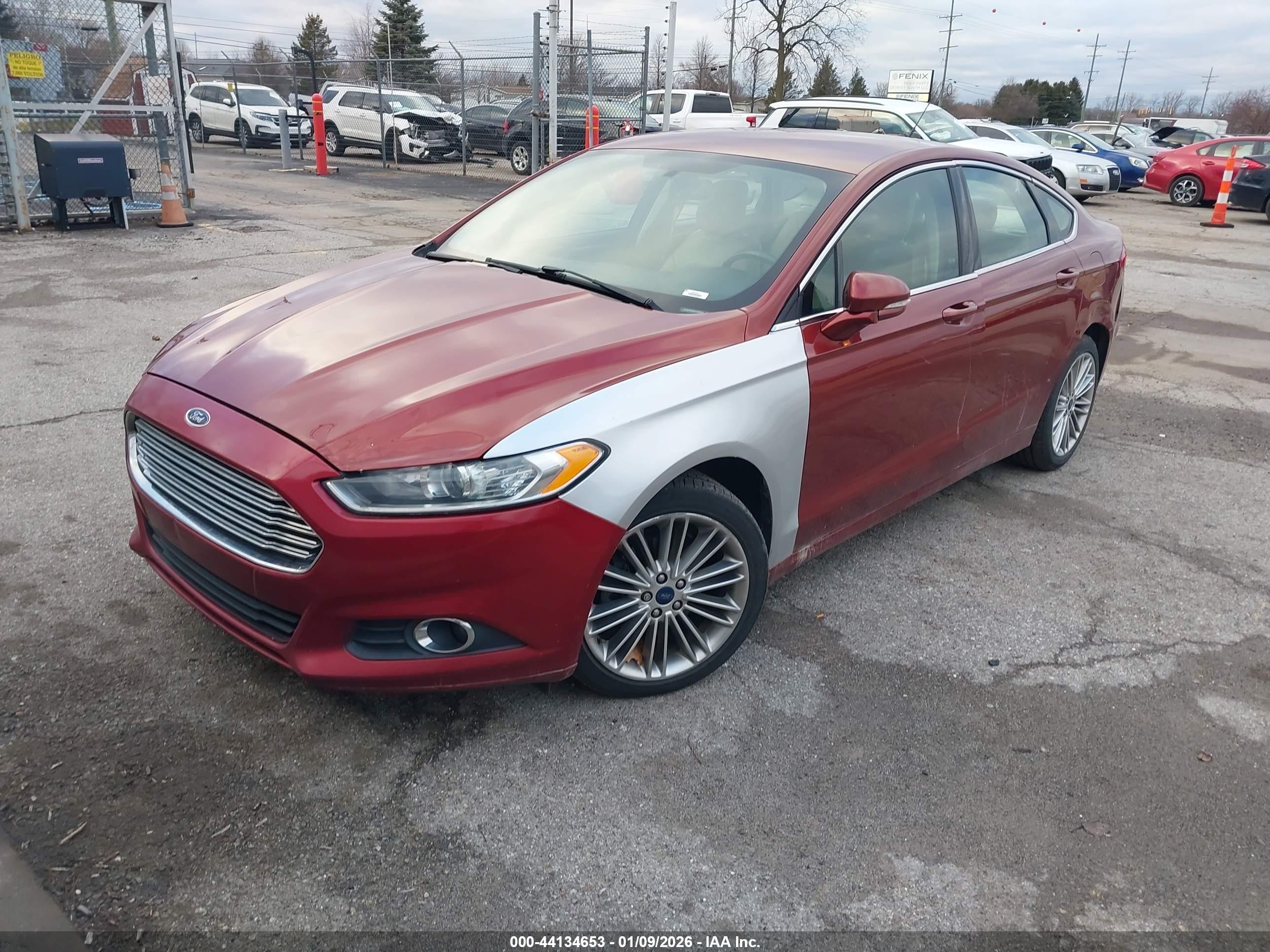 FORD FUSION image 2