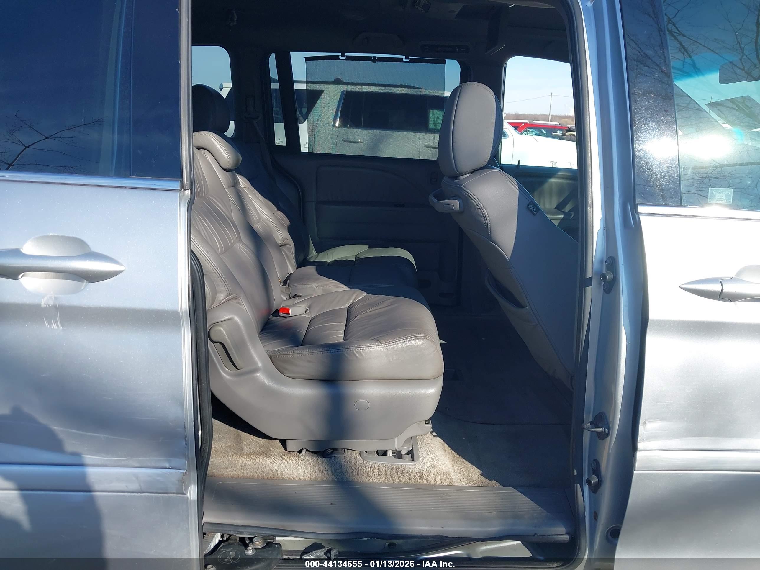 HONDA ODYSSEY image 8