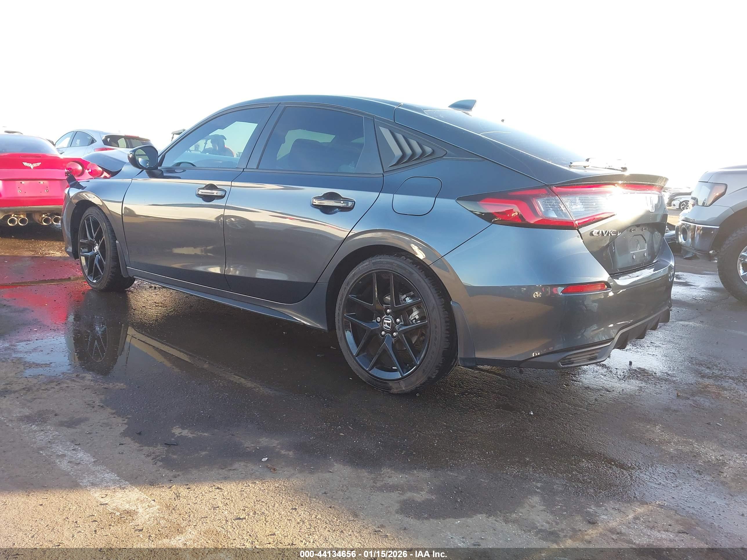 HONDA CIVIC image 3