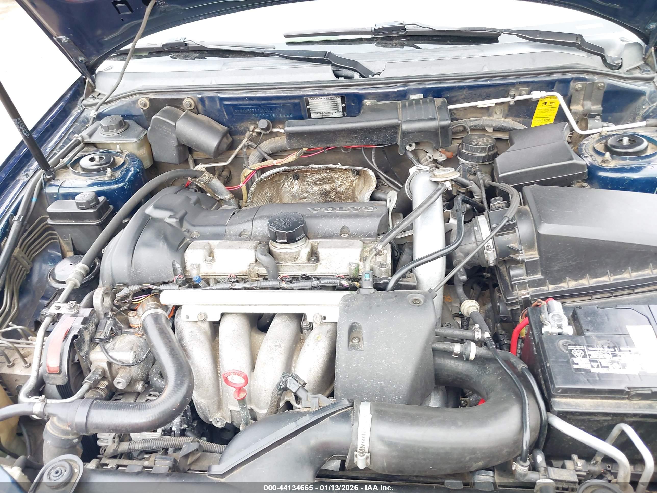 VOLVO S40 image 10