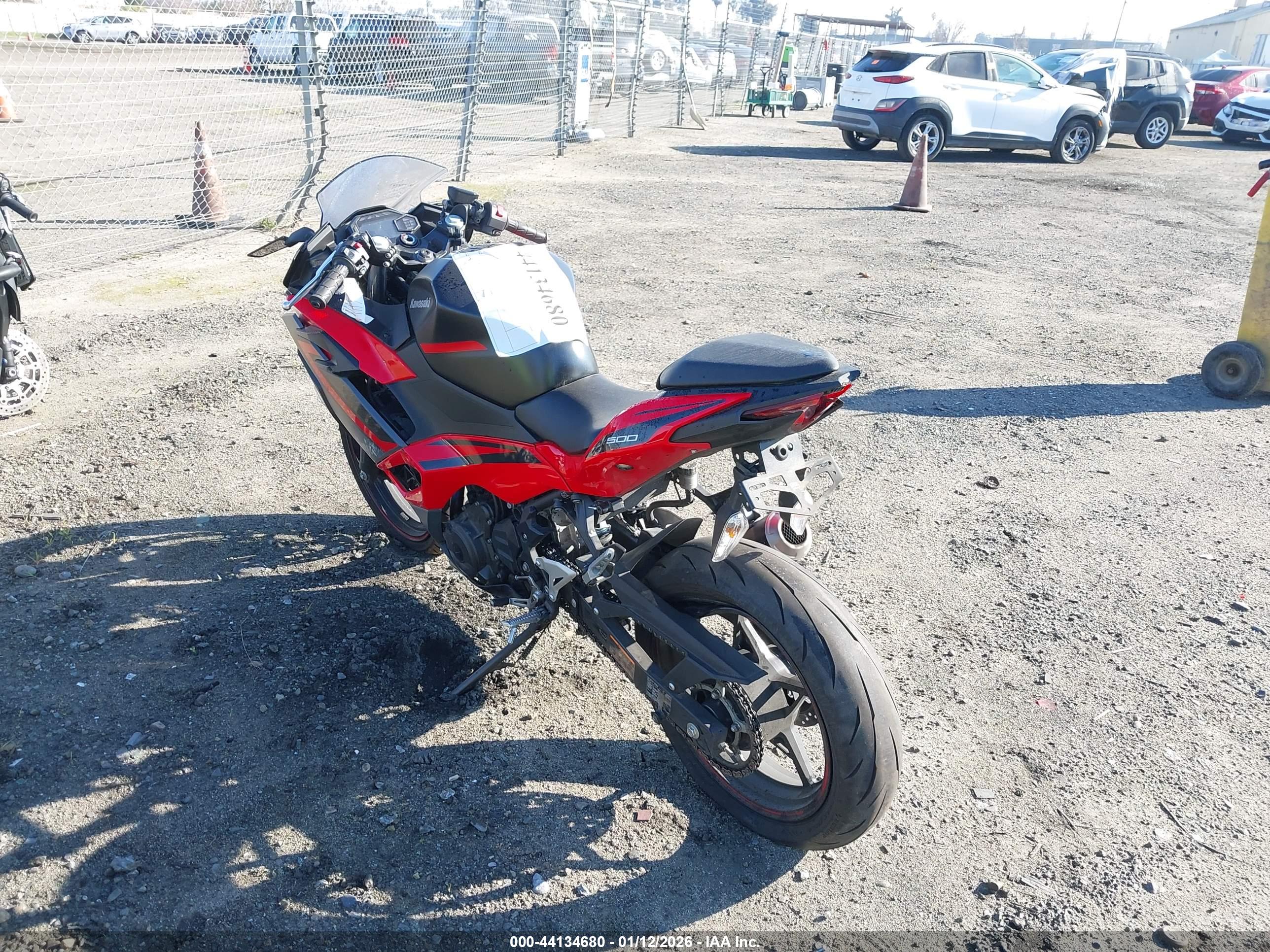 KAWASAKI EX500 image 3