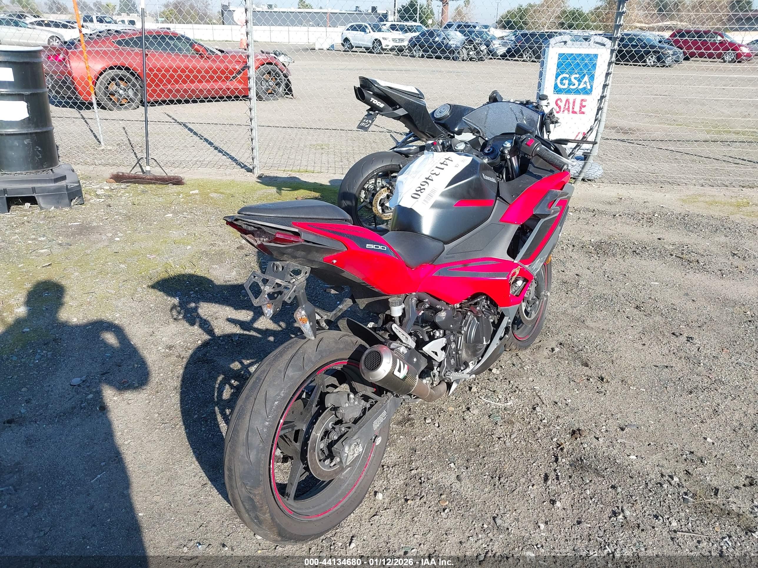 KAWASAKI EX500 image 4
