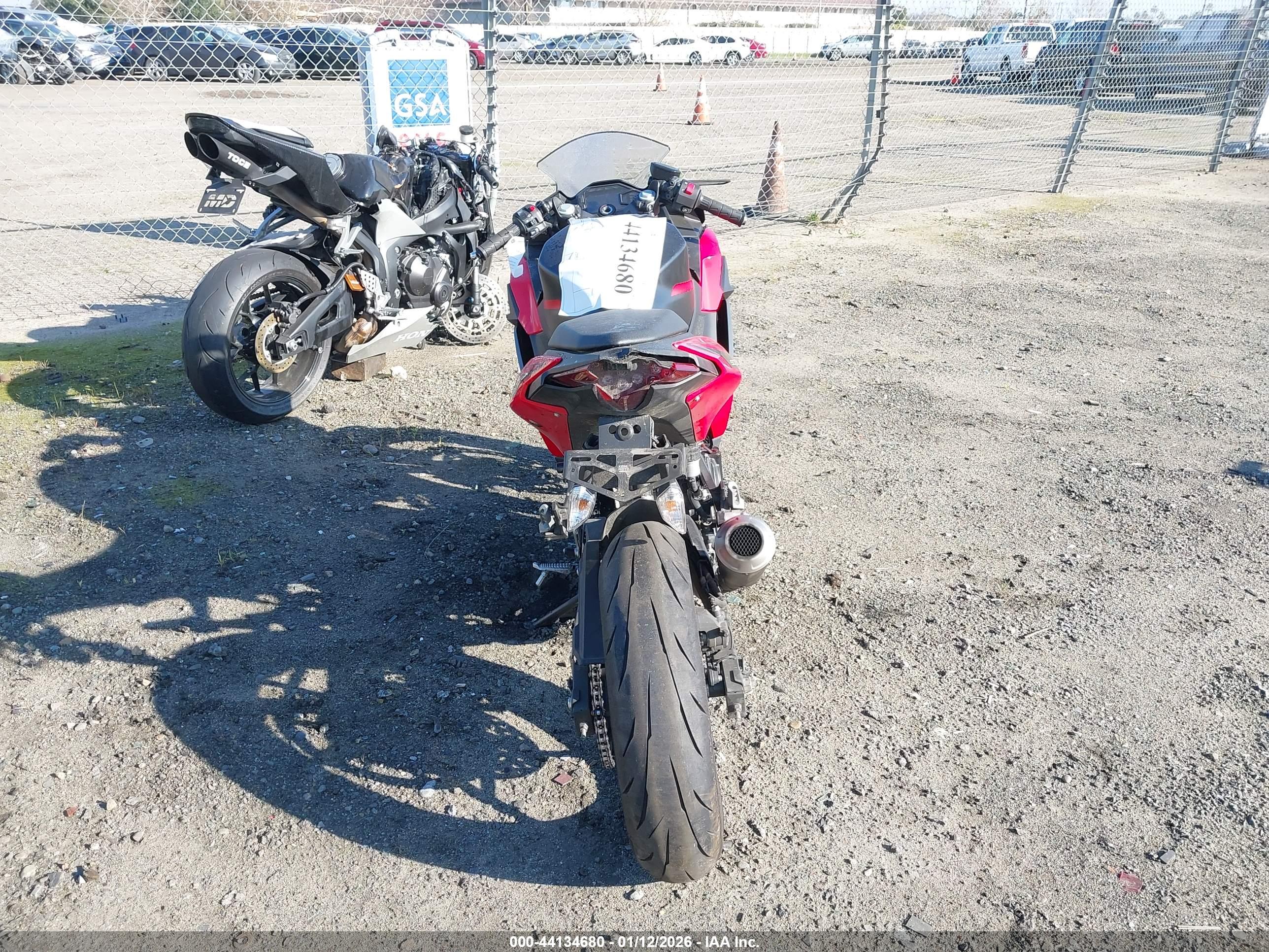 KAWASAKI EX500 image 6