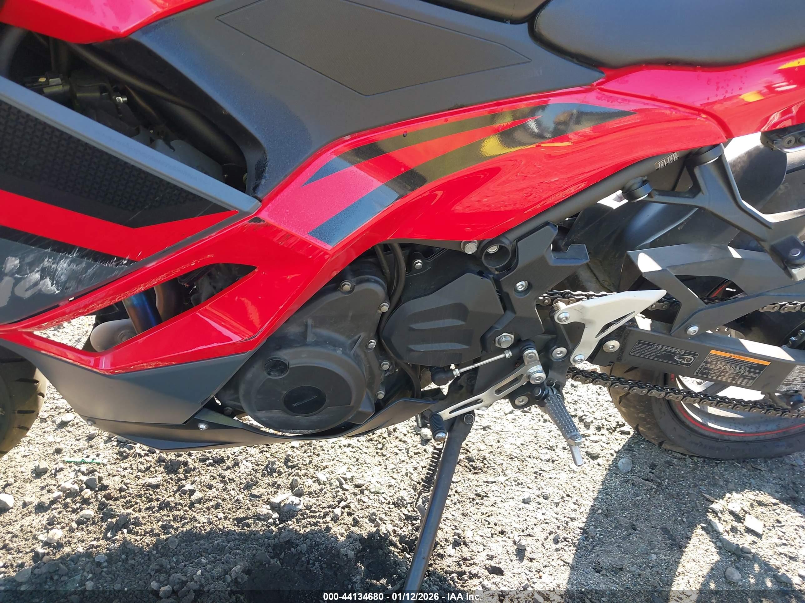 KAWASAKI EX500 image 9