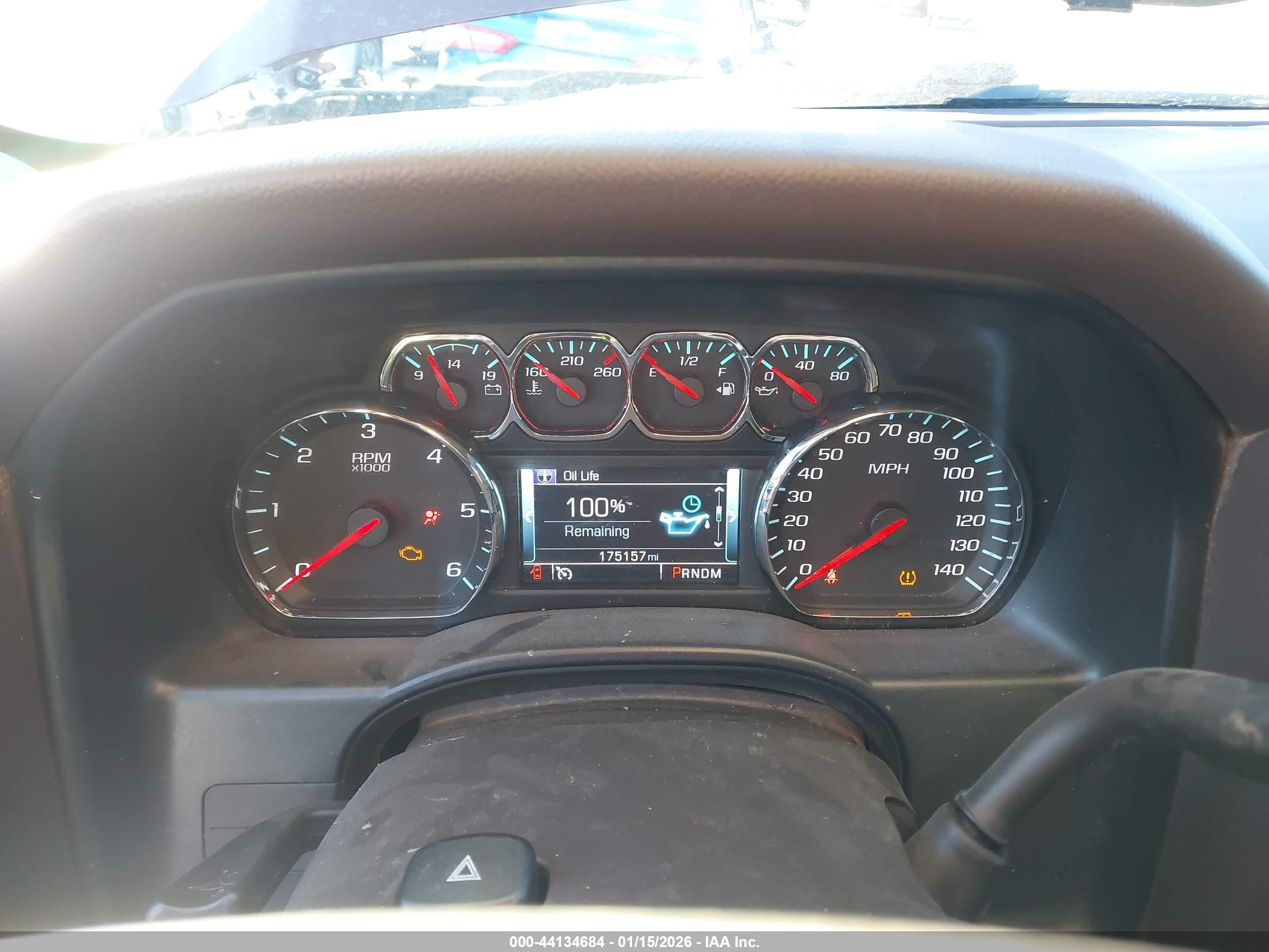 CHEVROLET SILVERADO image 7