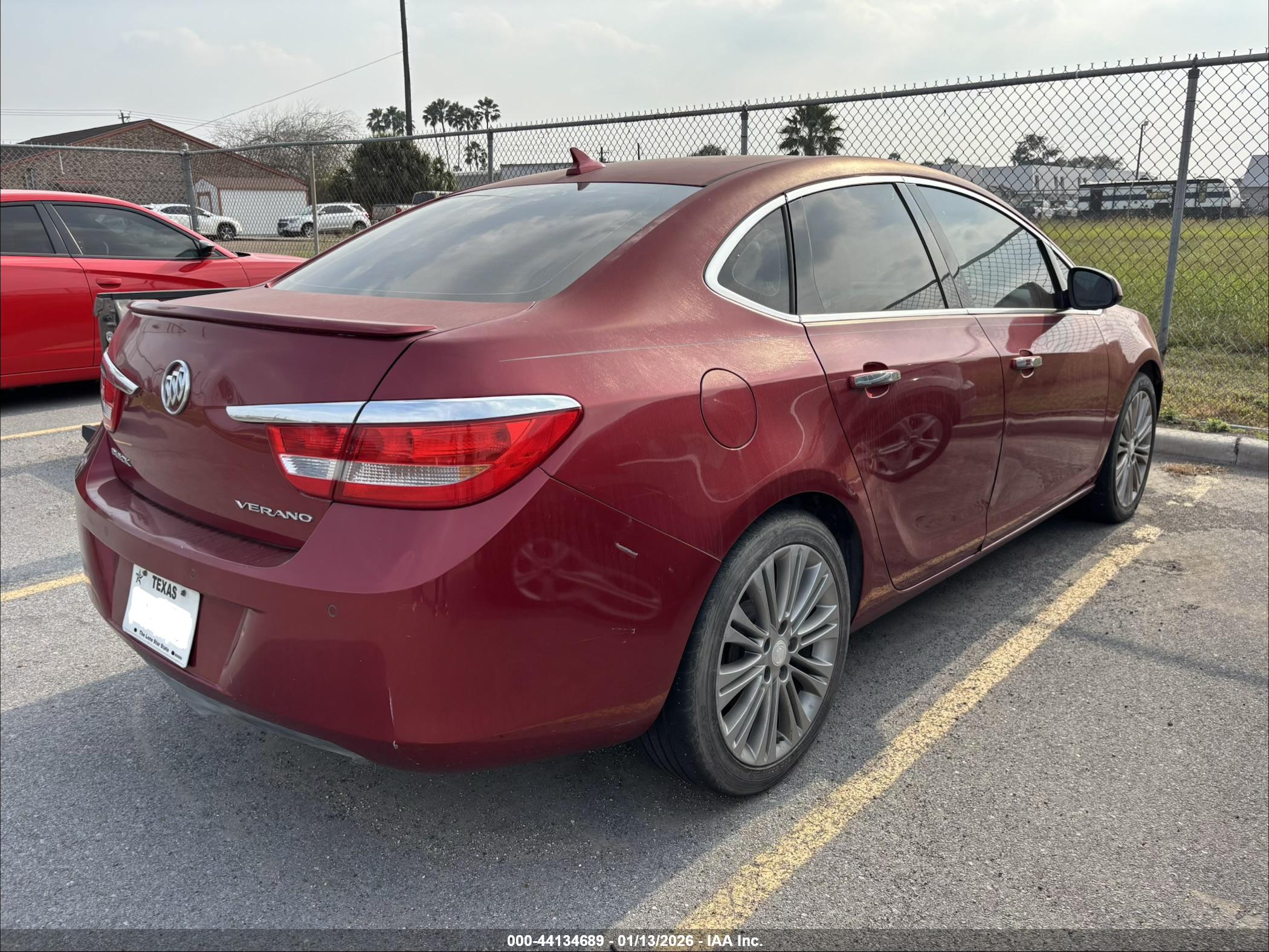 BUICK VERANO image 4