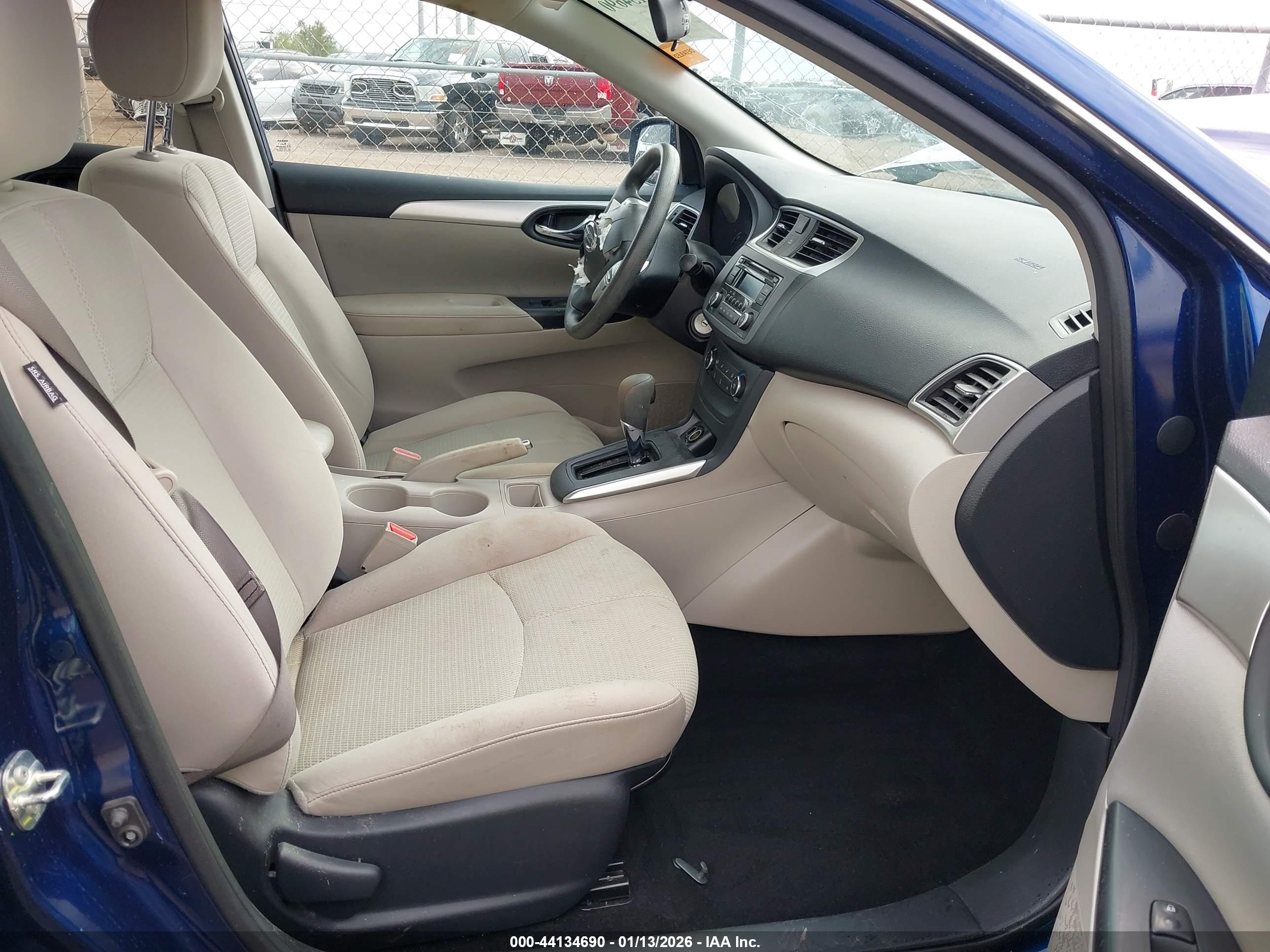 NISSAN SENTRA image 5