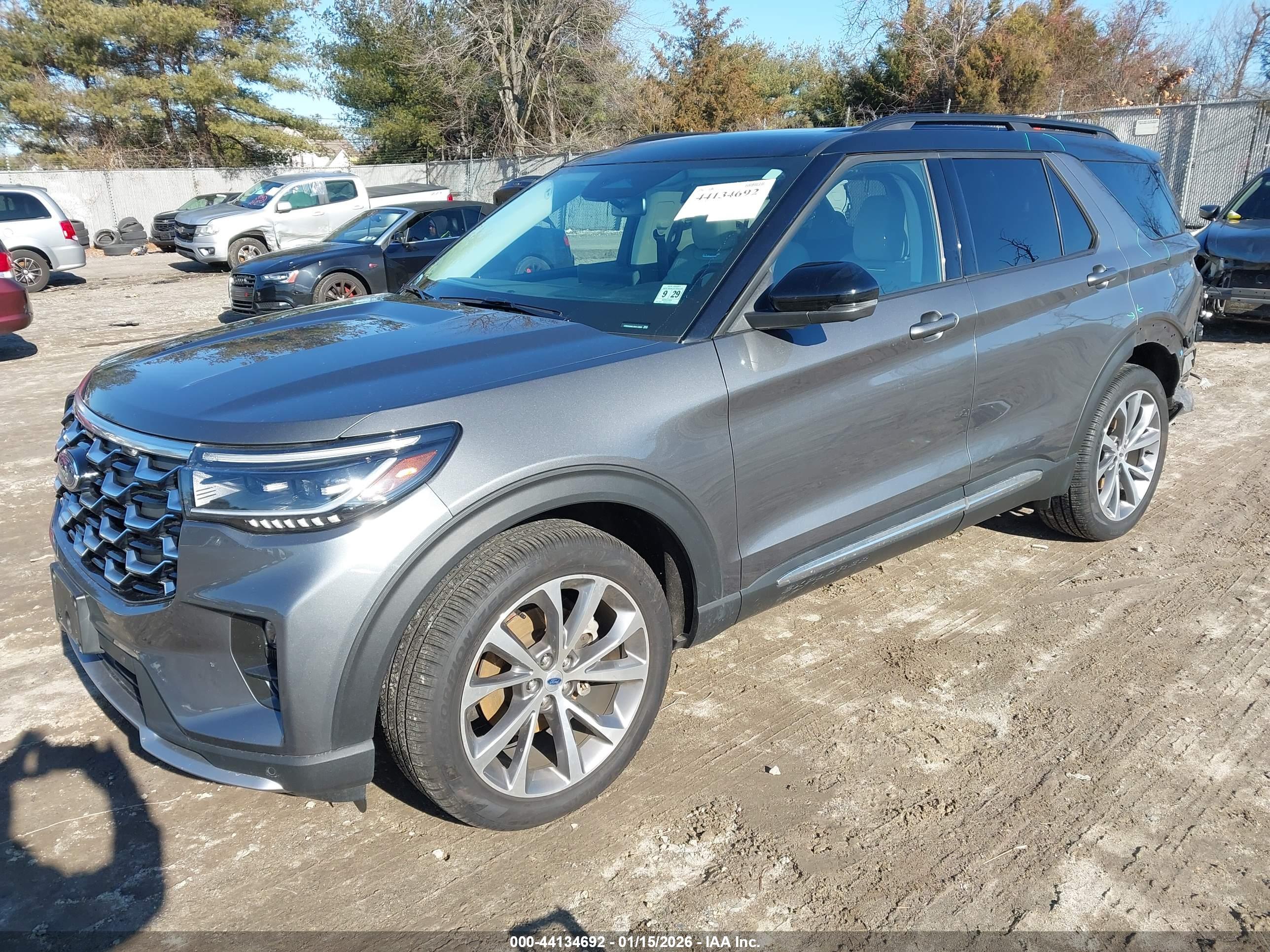 FORD EXPLORER image 2