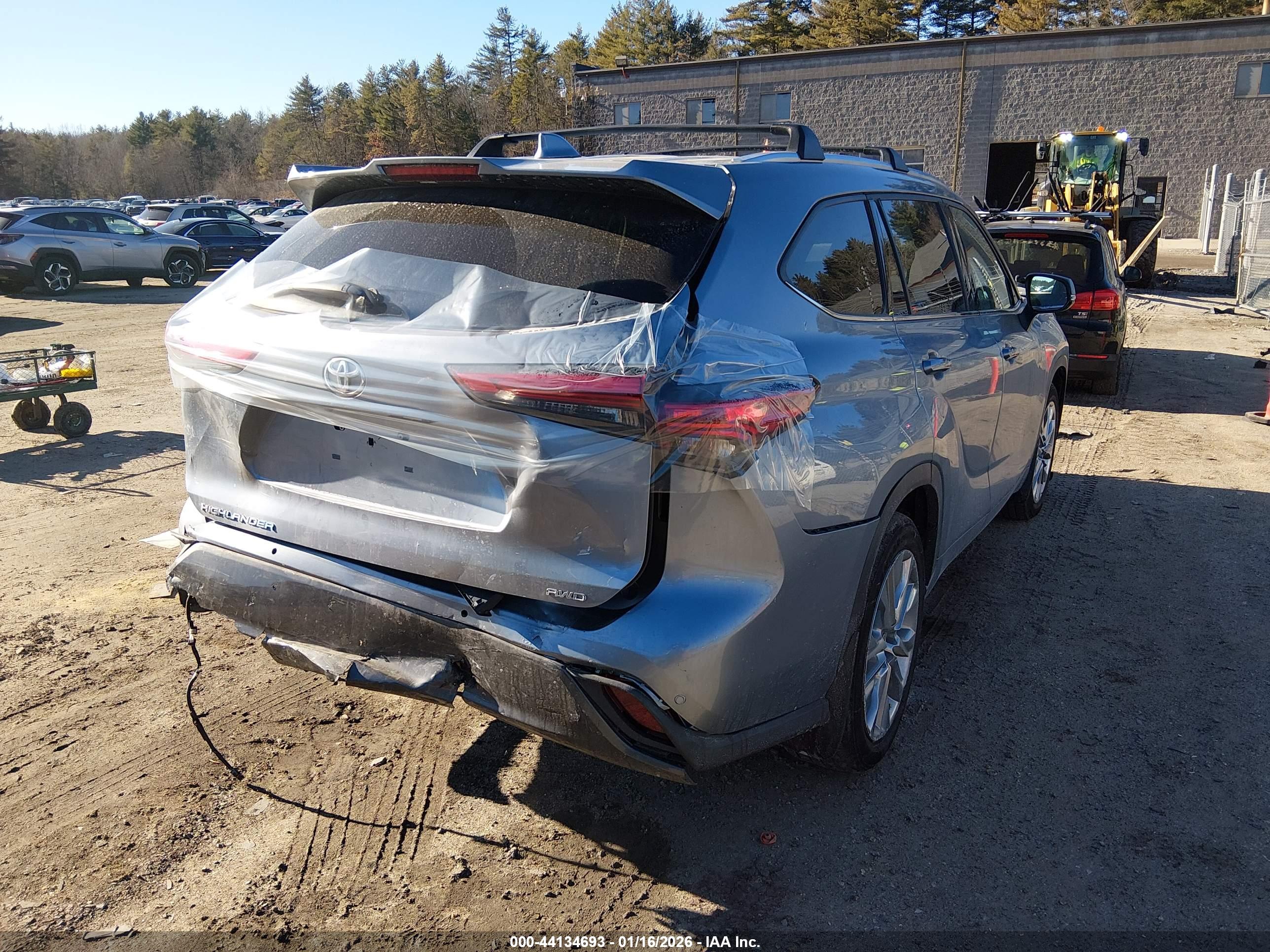 TOYOTA HIGHLANDER image 4
