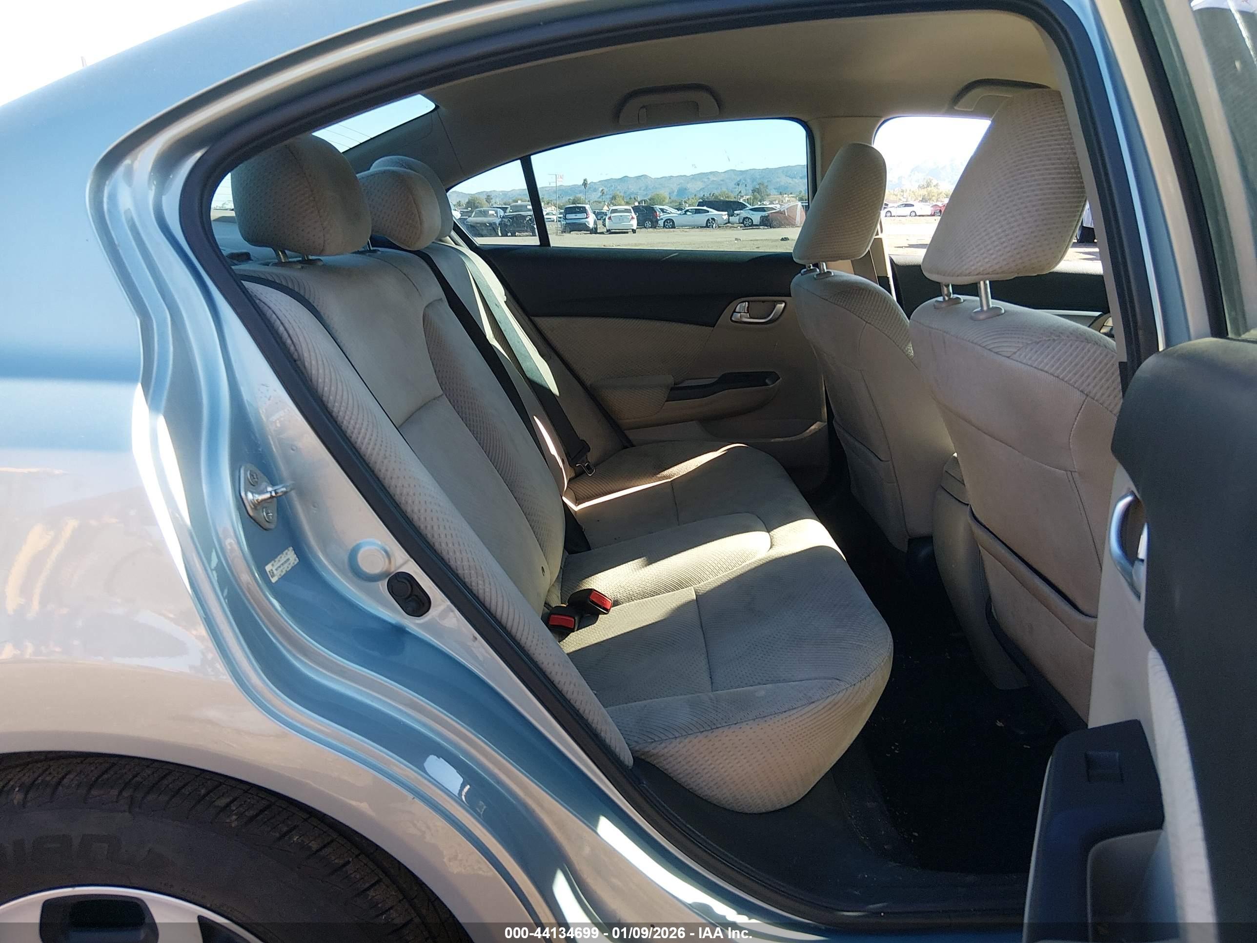 HONDA CIVIC image 8