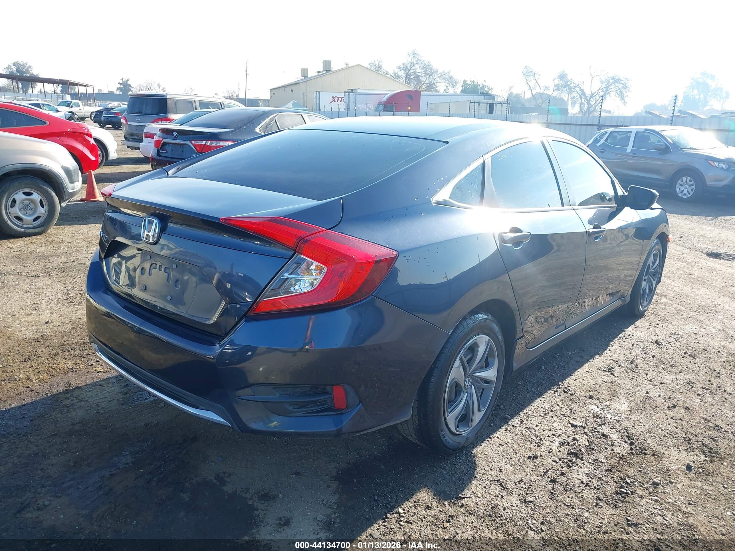 HONDA CIVIC image 4