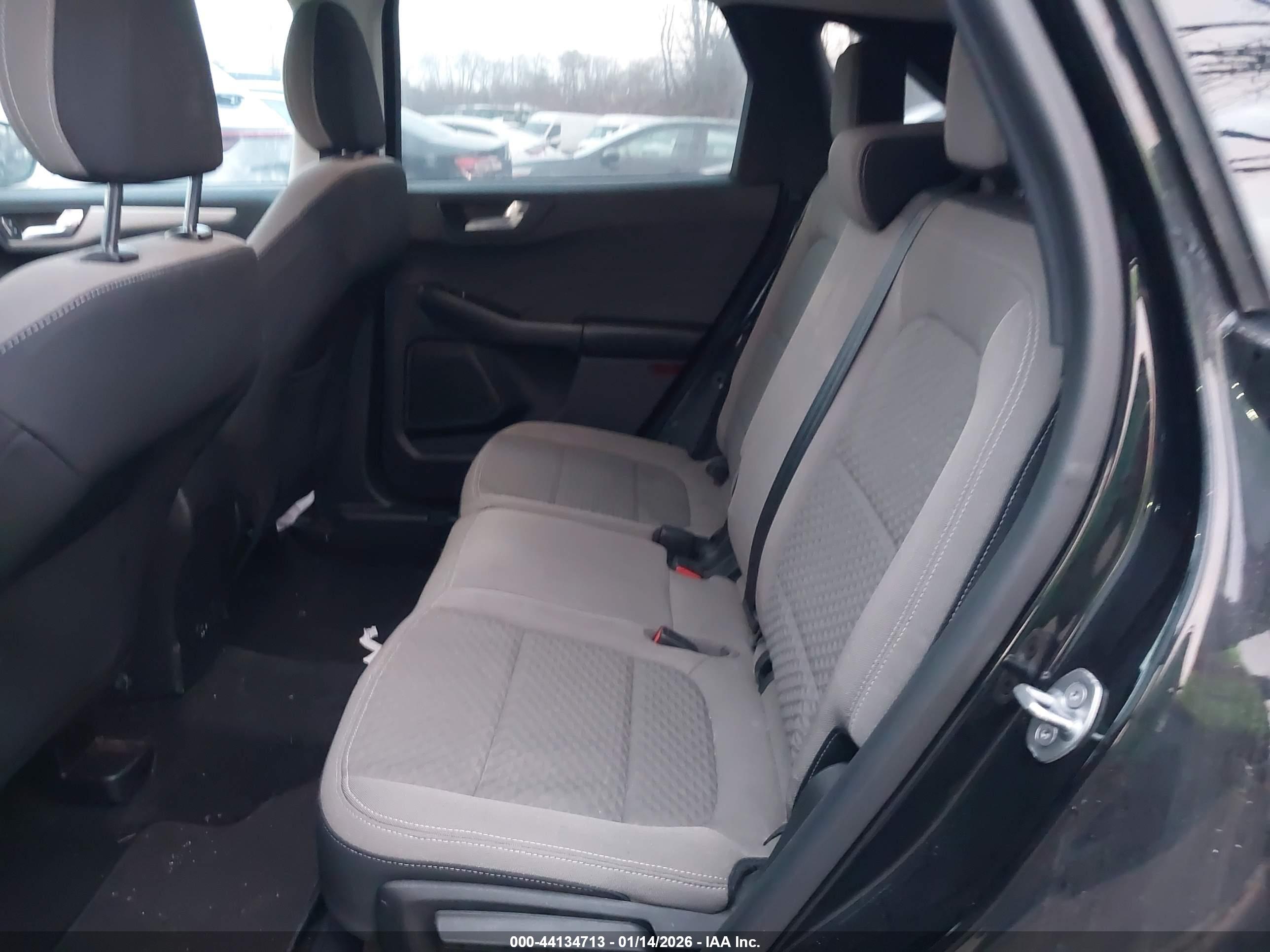 FORD ESCAPE image 8