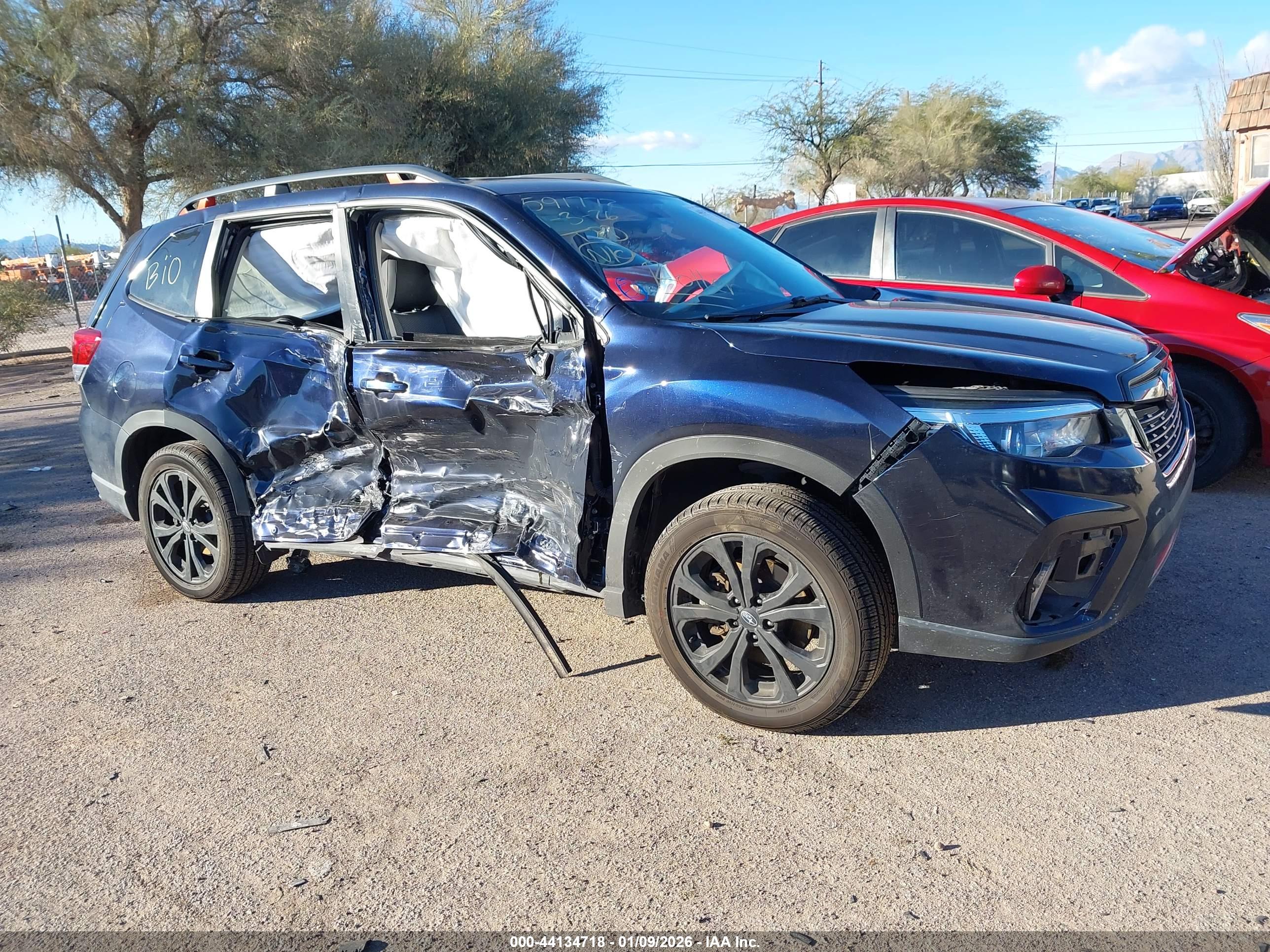 SUBARU FORESTER image 6