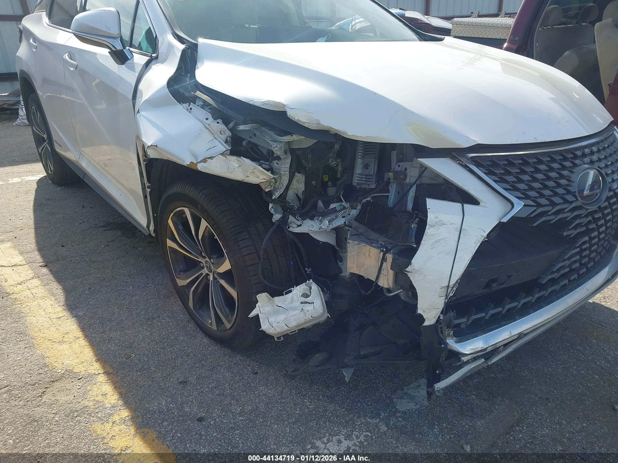 LEXUS RX image 6